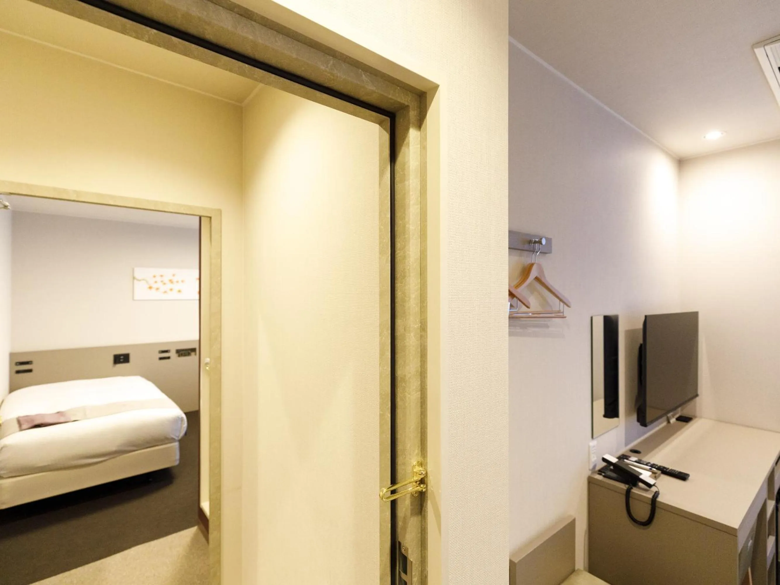 Bedroom, Bed in Inuyama Miyako Hotel