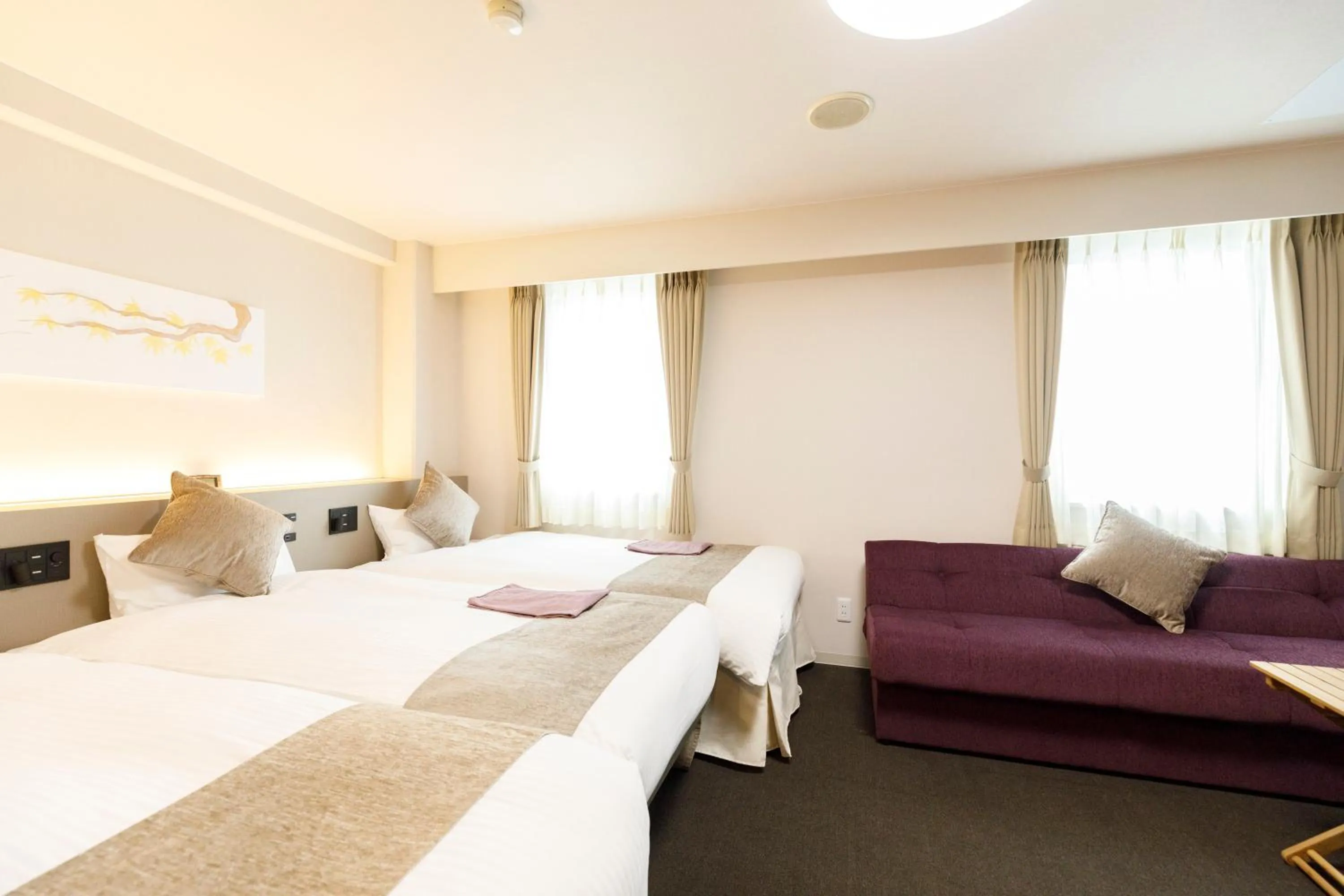 Bedroom, Bed in Inuyama Miyako Hotel