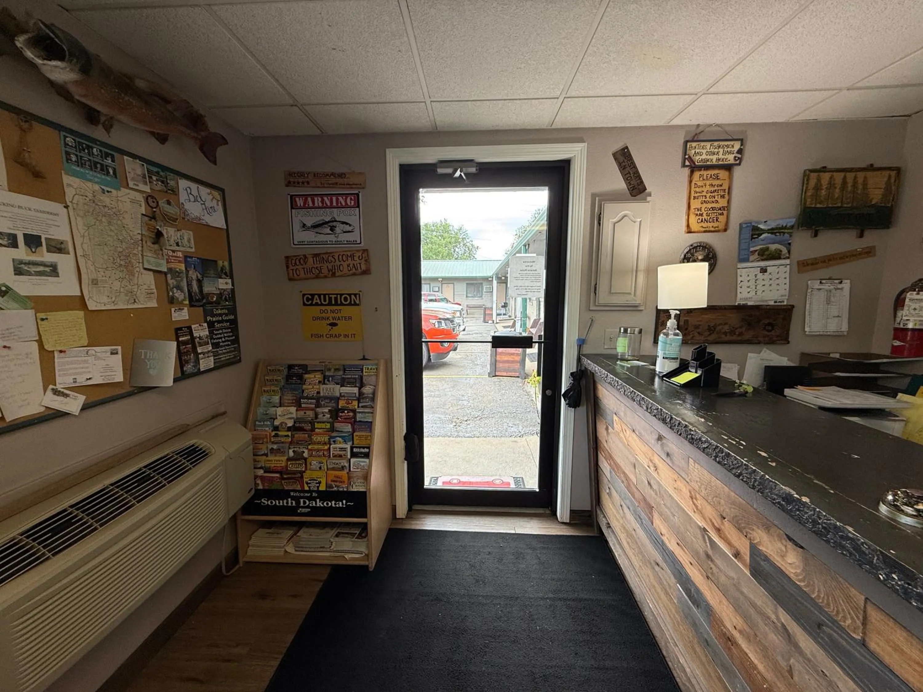 Lobby or reception in Hotel O Bel Aire Chamberlain SD I 90