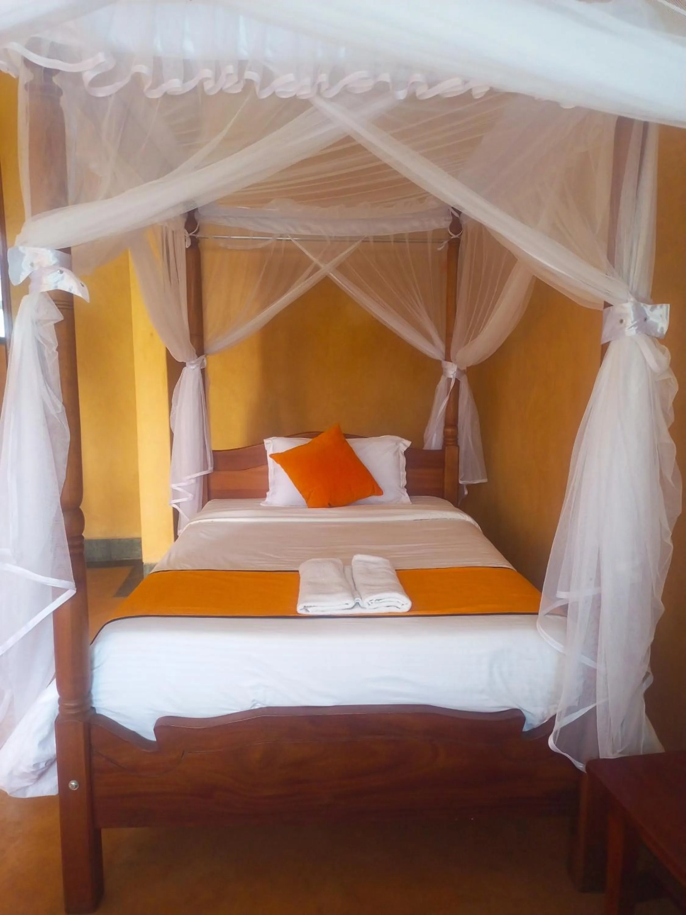 Bed in New Court View Hotel