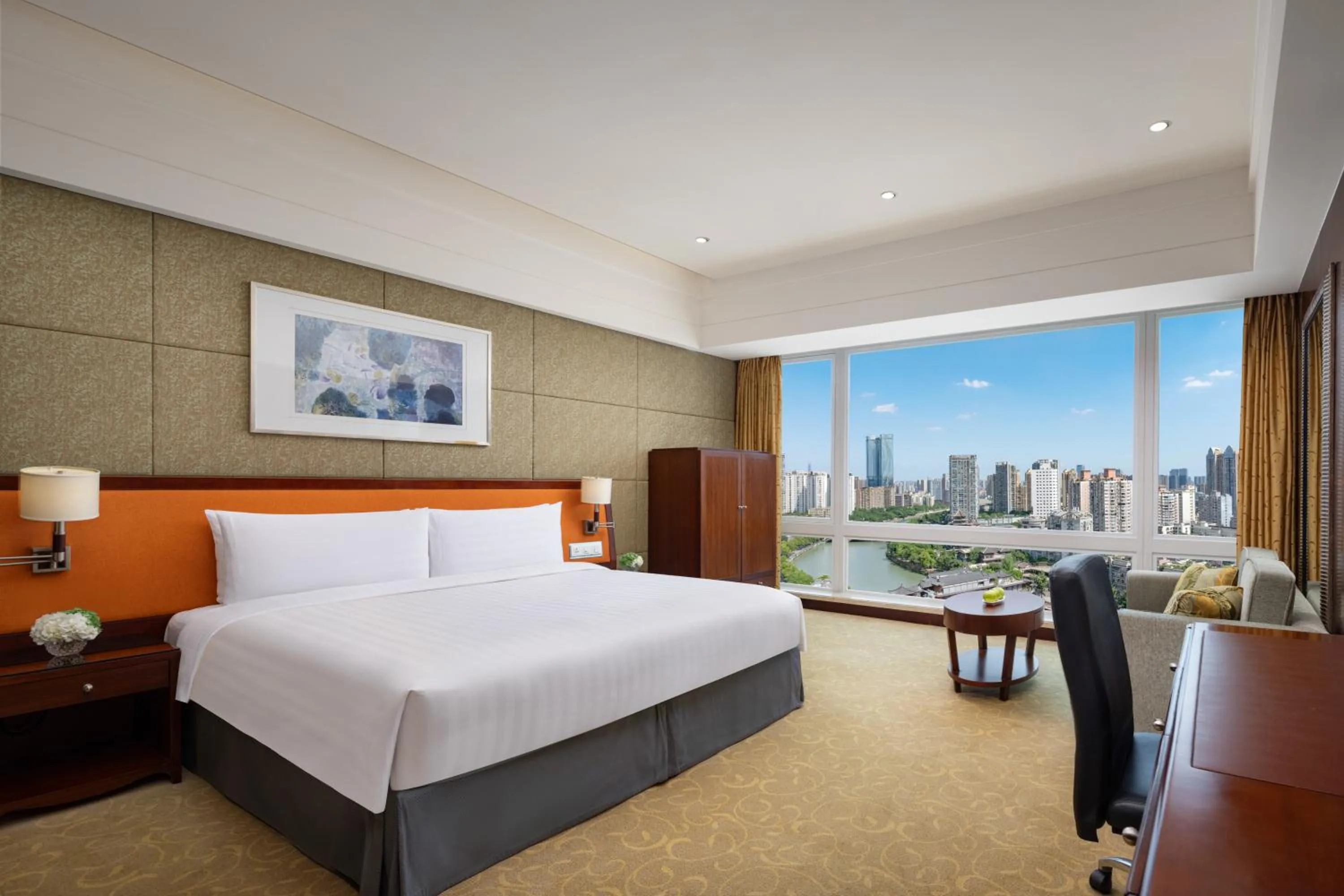 View (from property/room), Bed in Shangri-La Chengdu