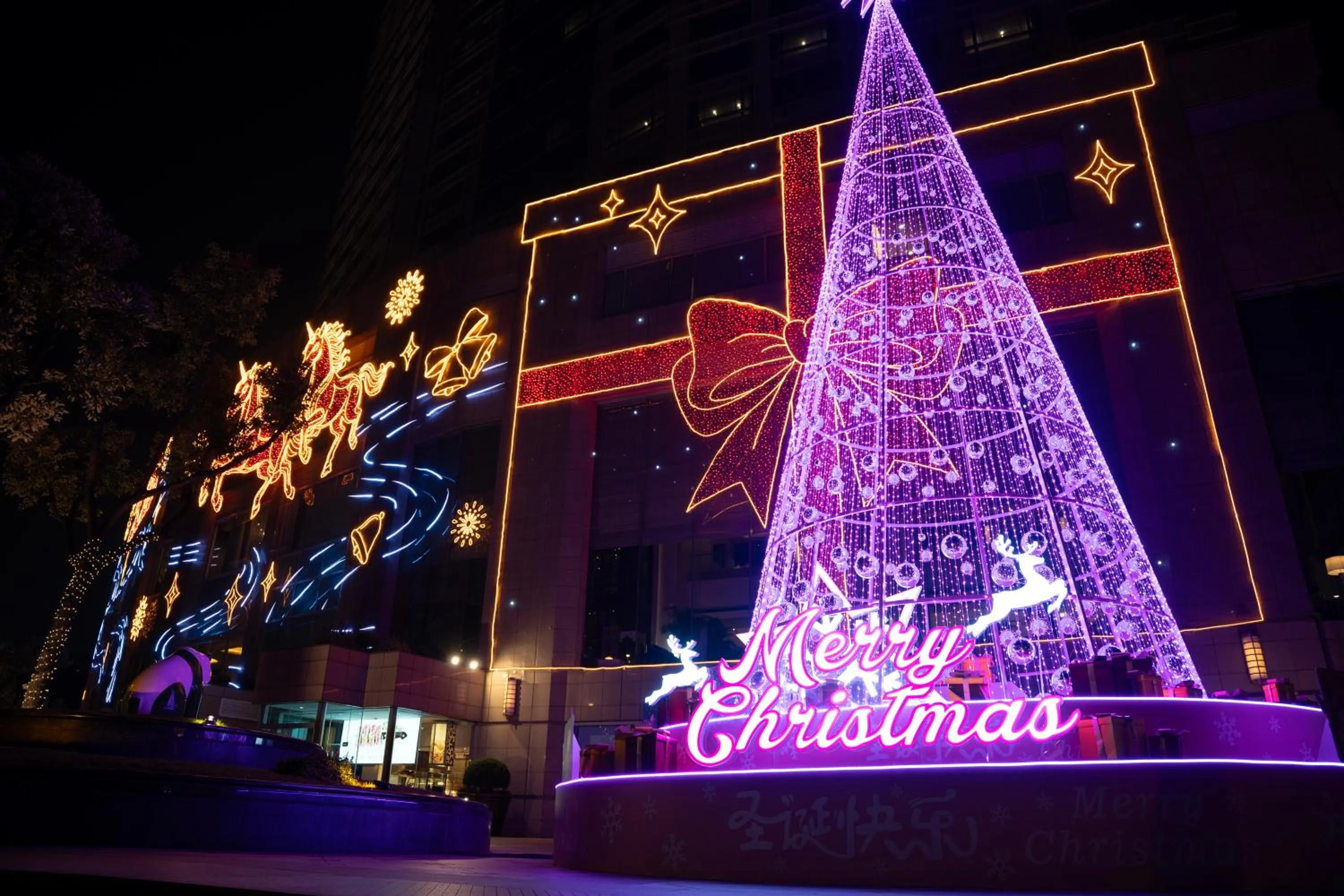 Property building in Shangri-La Chengdu