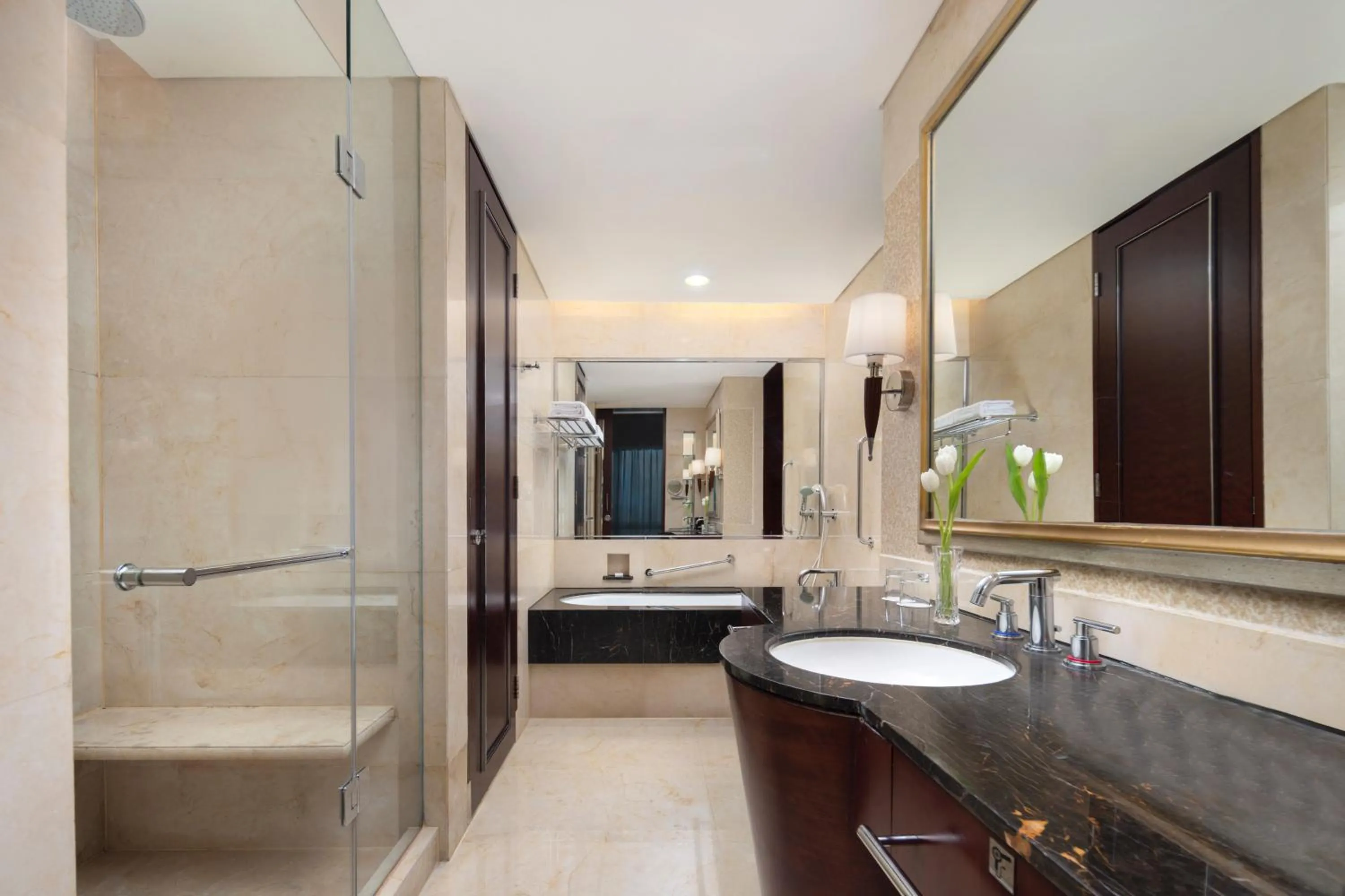 Bathroom in Shangri-La Chengdu