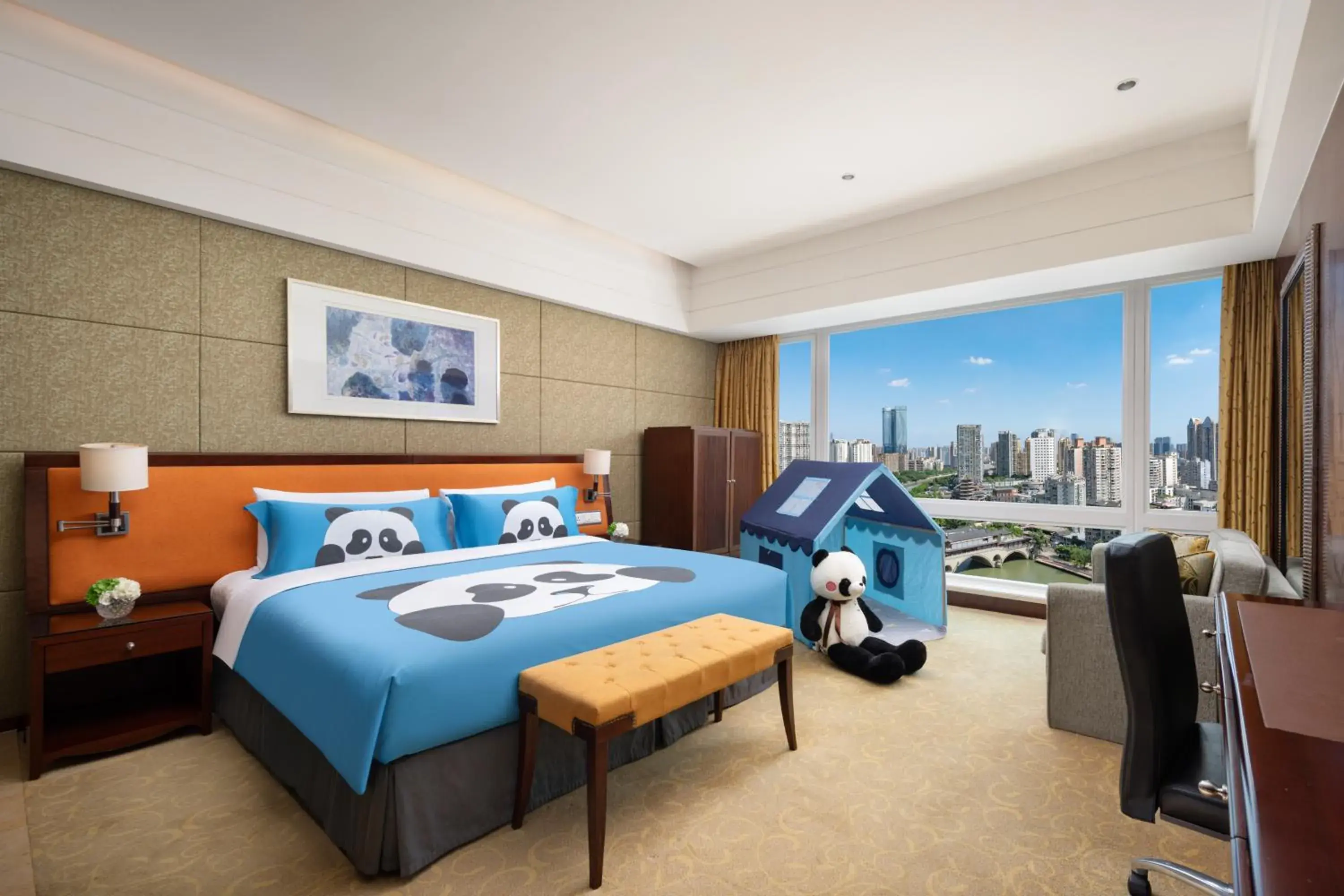 Bedroom, Bed in Shangri-La Chengdu Bedroom, Bed in Shangri-La Chengdu