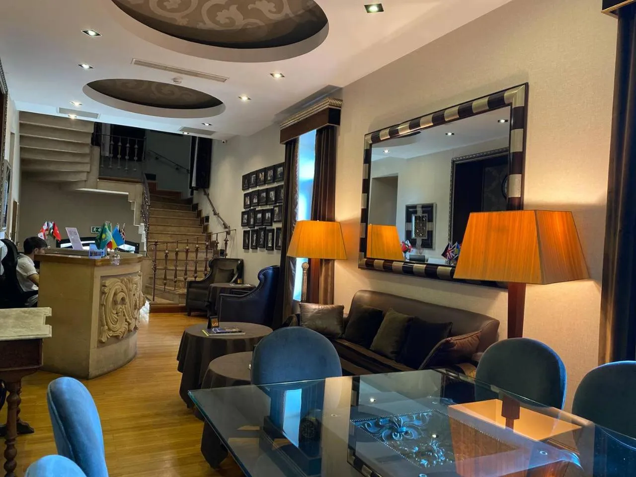 TV and multimedia in Sultan Inn Boutique Hotel