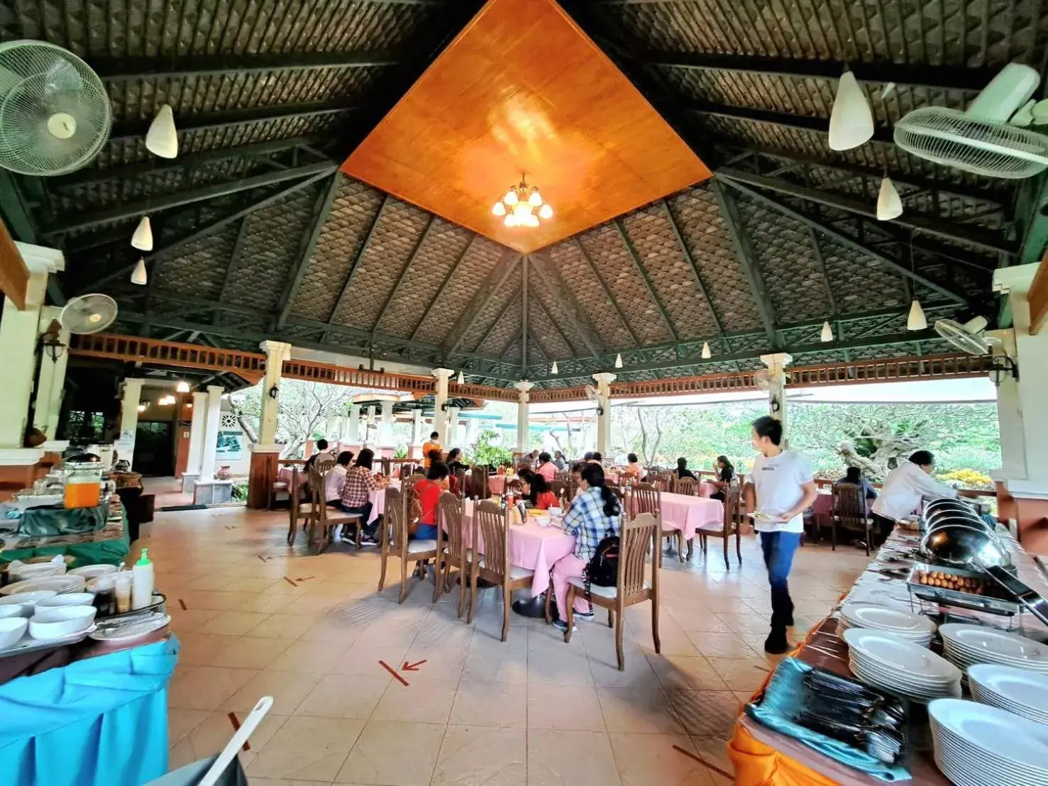 Restaurant/places to eat in Lilawalai Resort Restaurant/places to eat in Lilawalai Resort