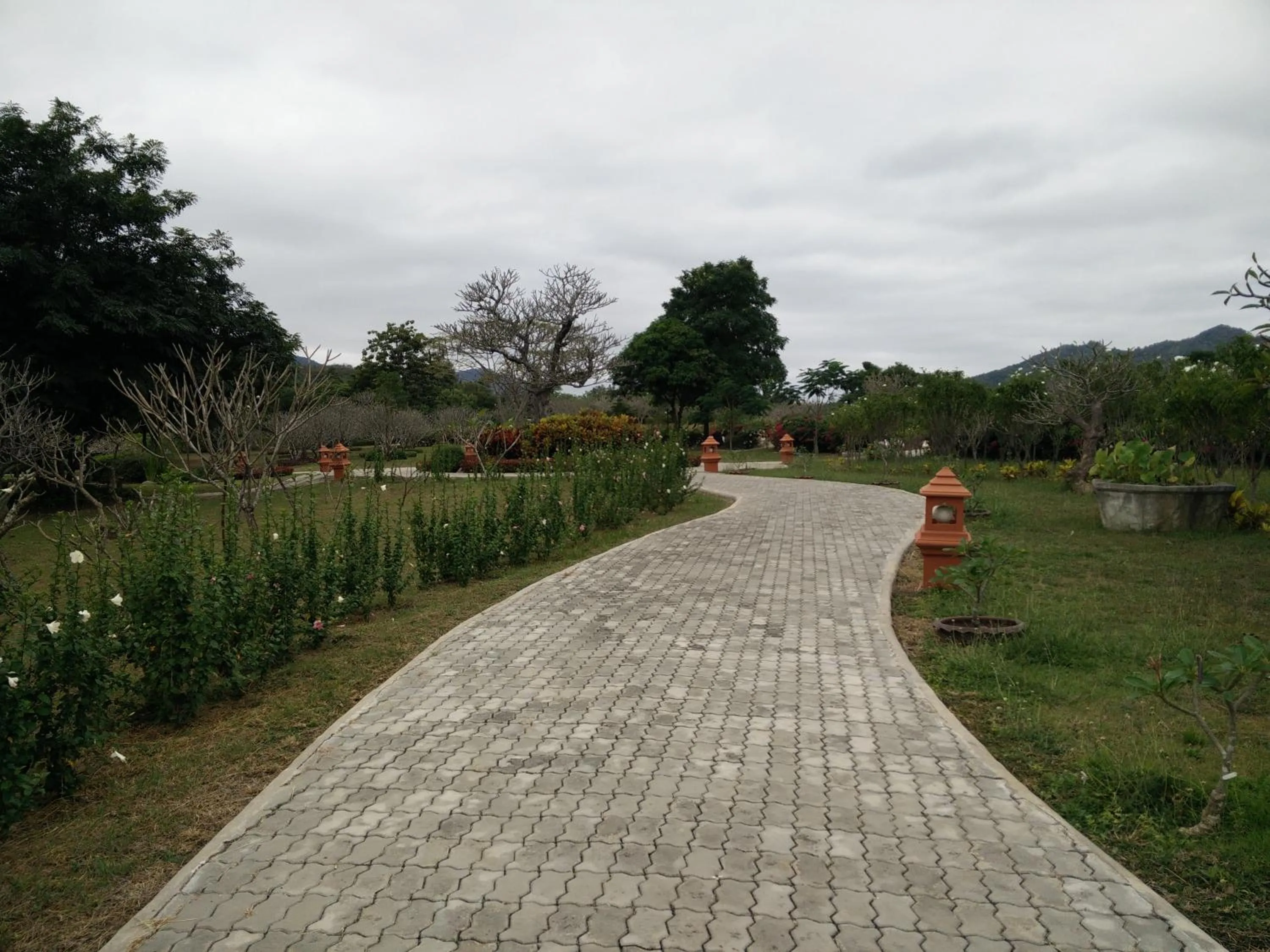 Garden in Lilawalai Resort