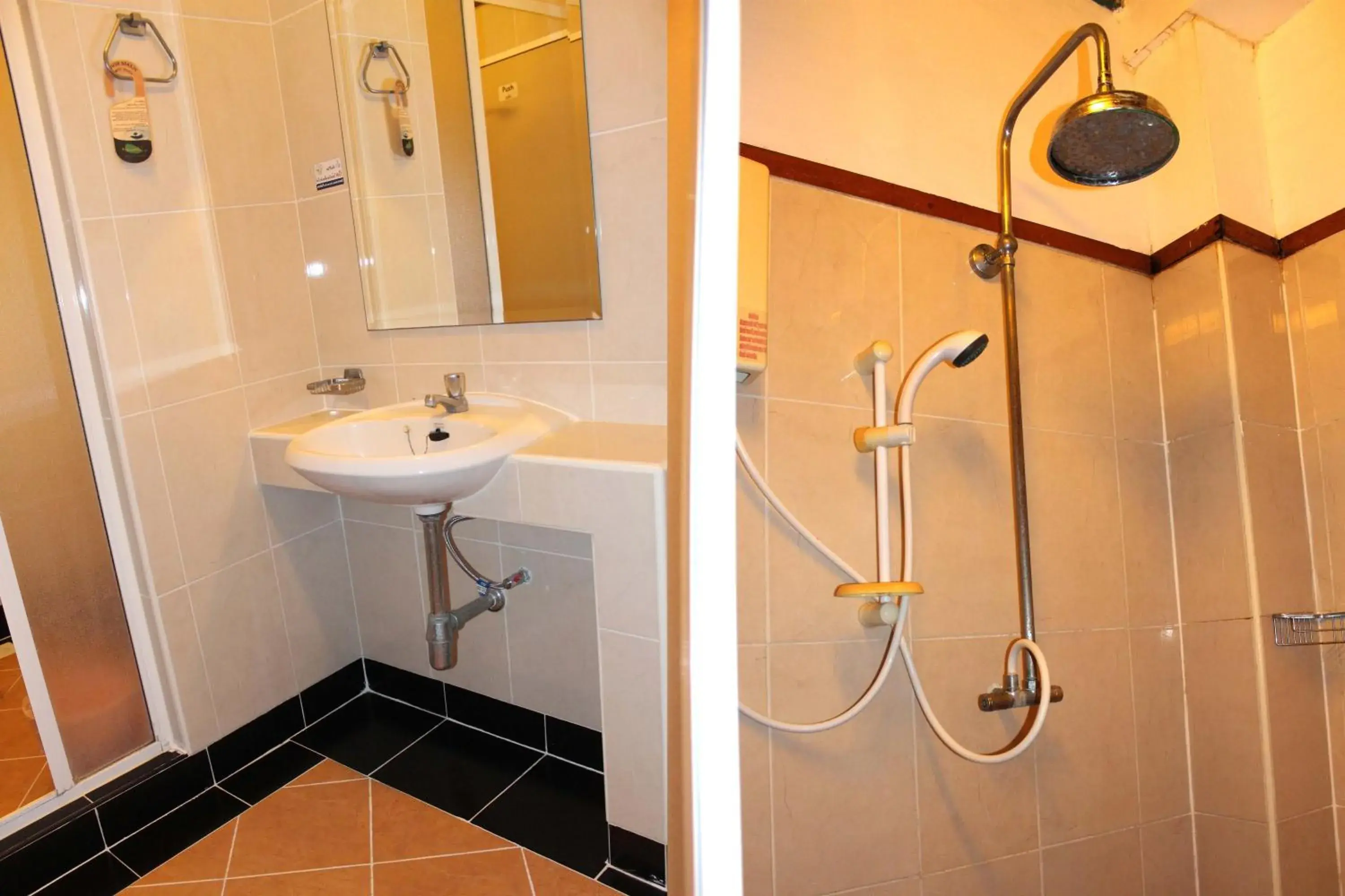 Bathroom in Lilawalai Resort Bathroom in Lilawalai Resort