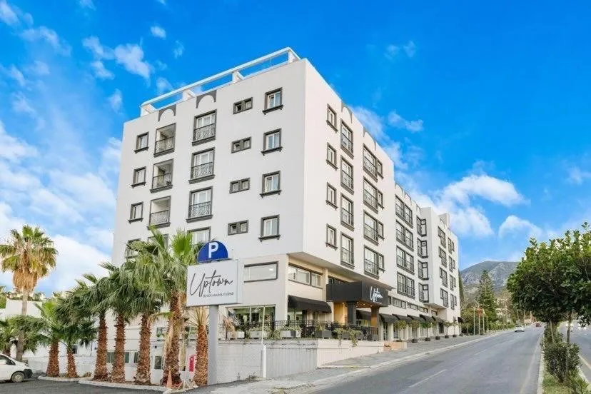 UPTOWN Büyük Anadolu Girne Hotel