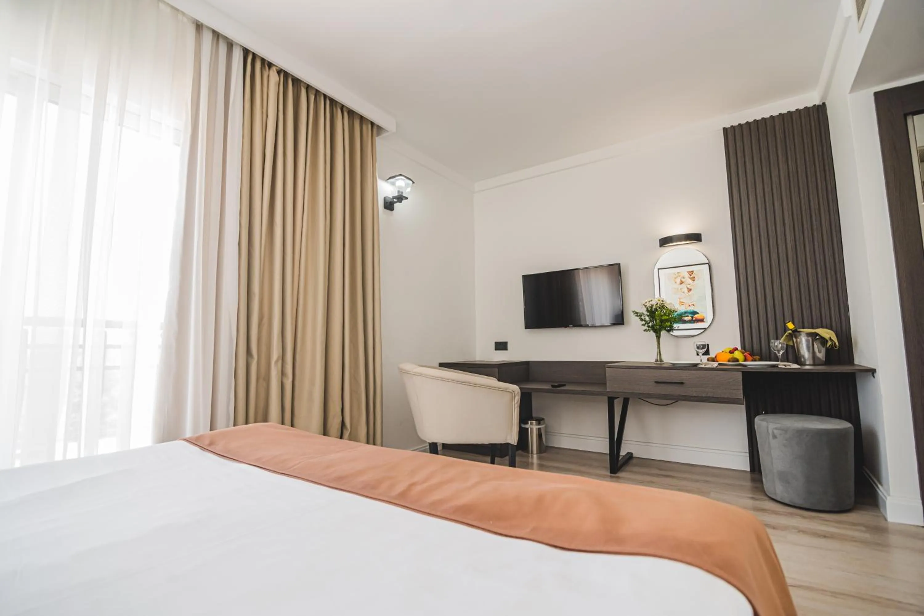 Bed in UPTOWN Büyük Anadolu Girne Hotel