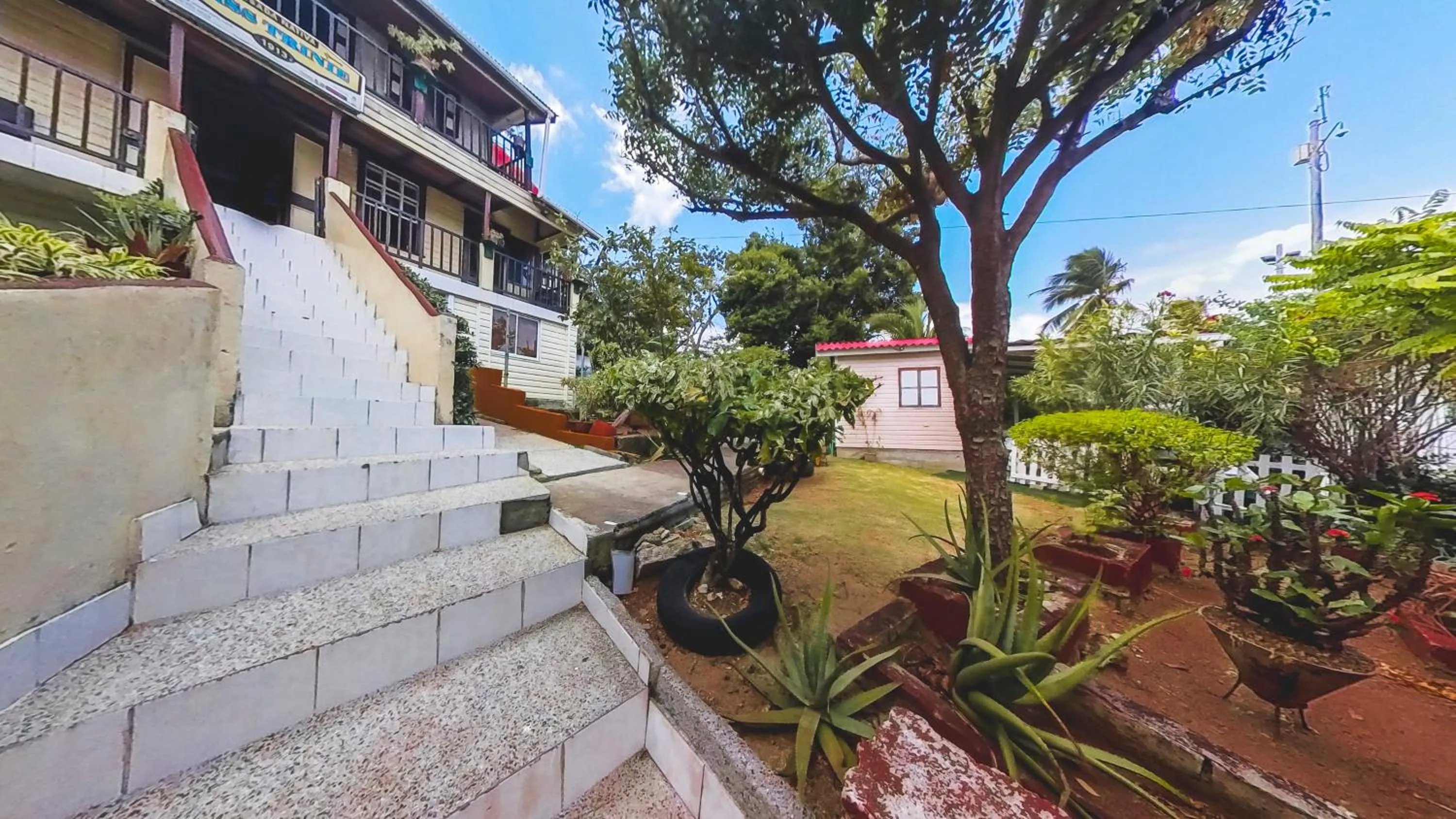 Posada Nativa Miss Trinie