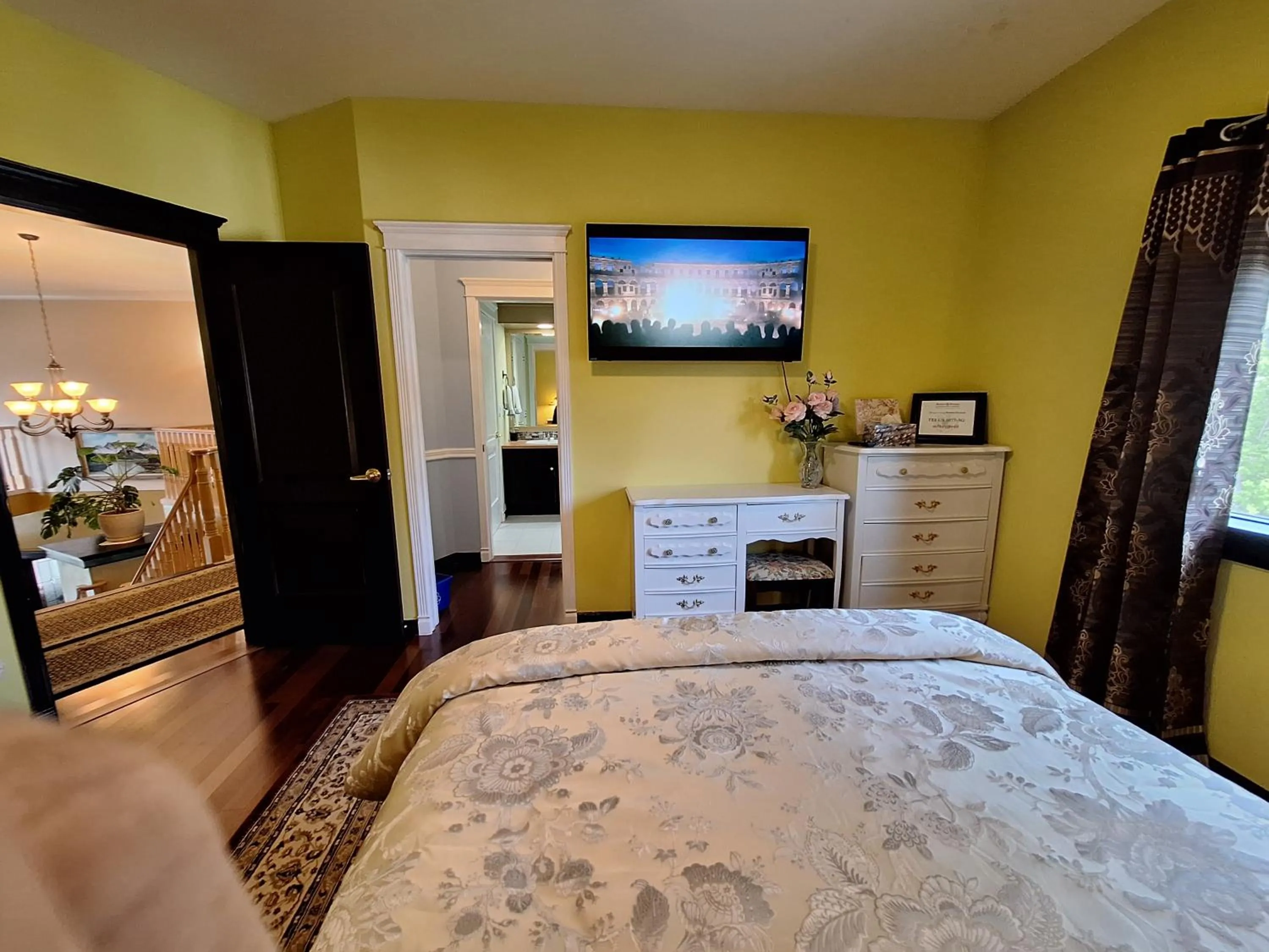 Bed in Villa Bellissimo FranTalia - Néo-Classical Résidence & Galleriséum