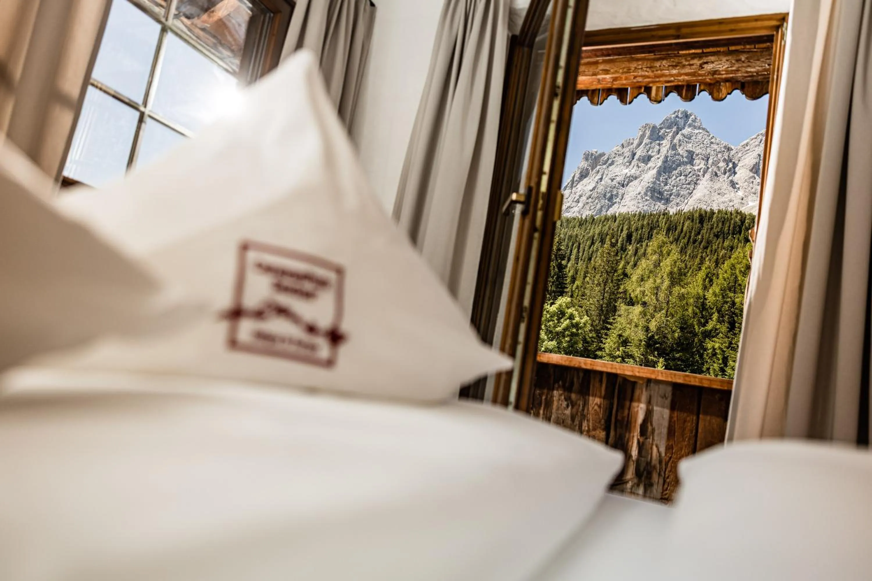 Mountain view, Bed in Mountain Resort Patzenfeld