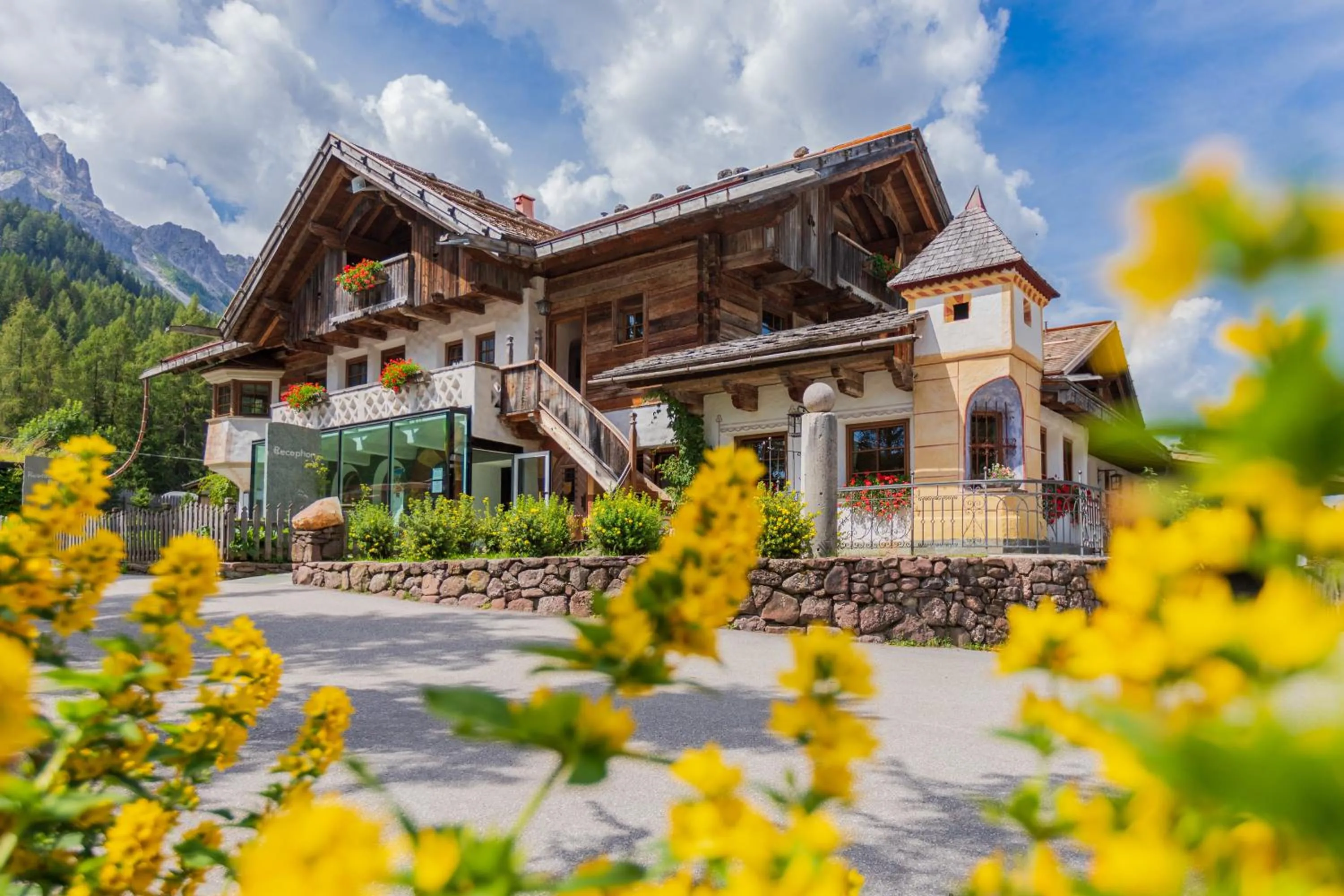 Property building in Mountain Resort Patzenfeld