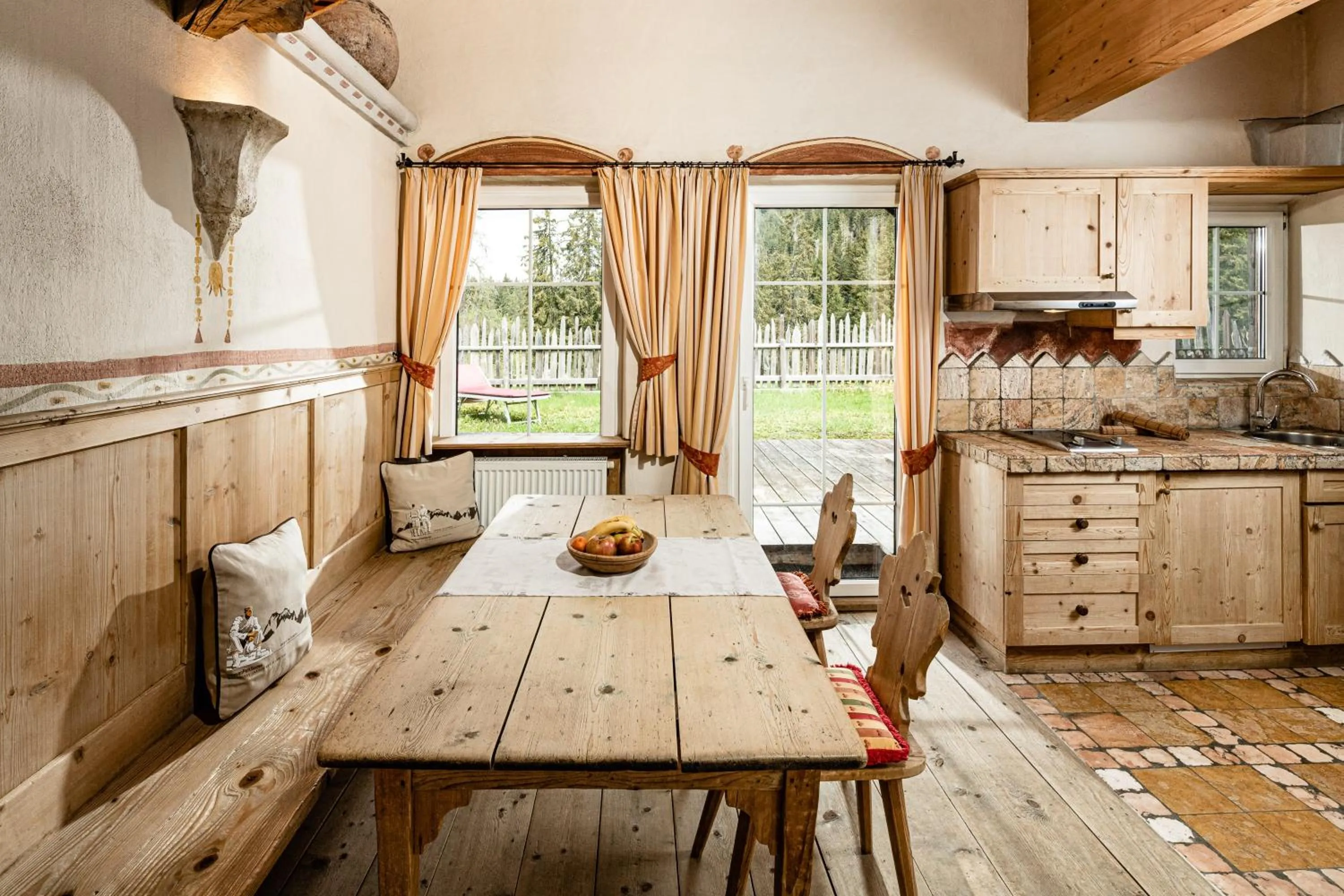 Garden in Mountain Resort Patzenfeld