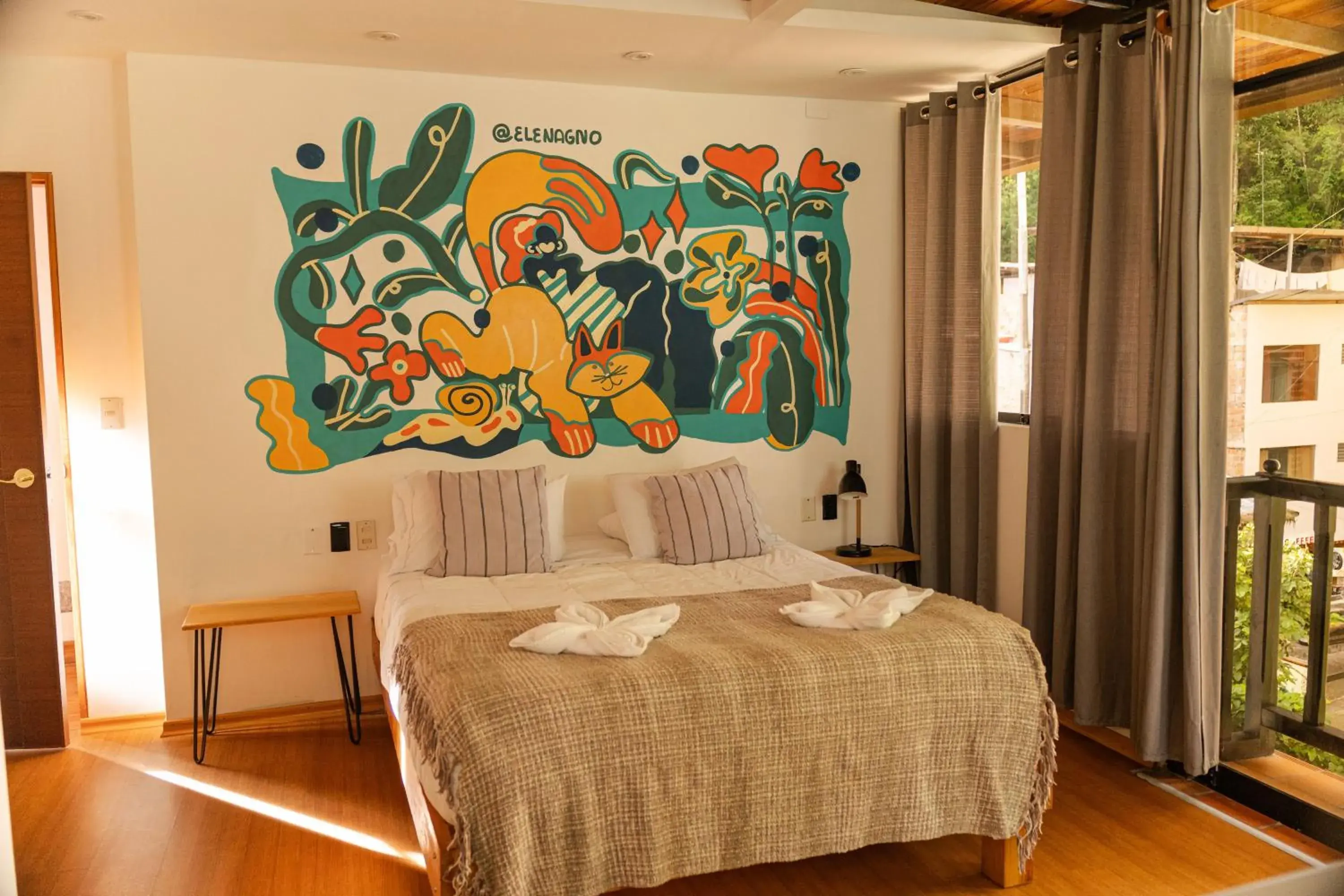 Deluxe Double Room with Bath in Supertramp Hostel Machupicchu Deluxe Double Room with Bath in Supertramp Hostel Machupicchu