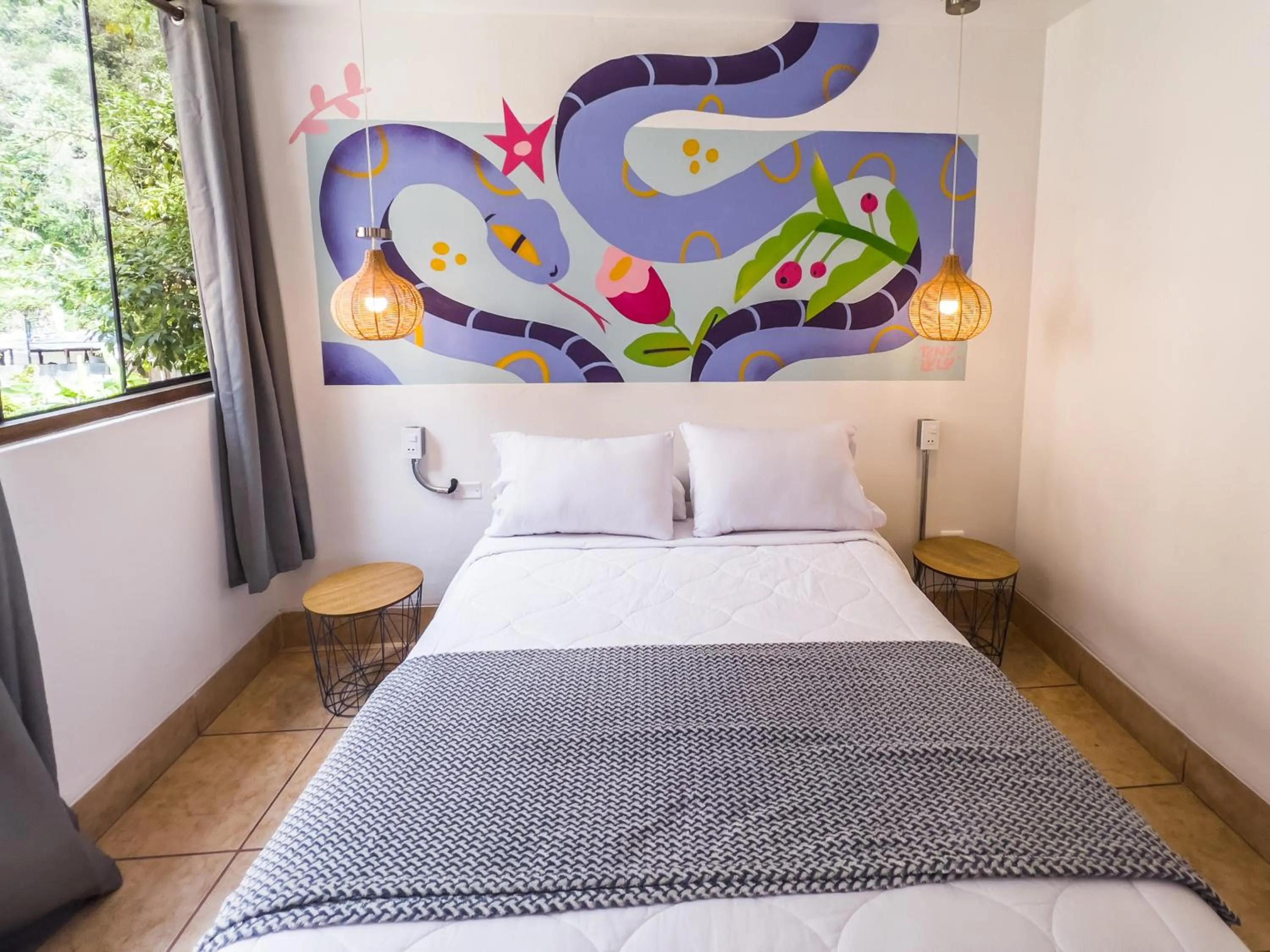 Photo of the whole room, Bed in Supertramp Hostel Machupicchu