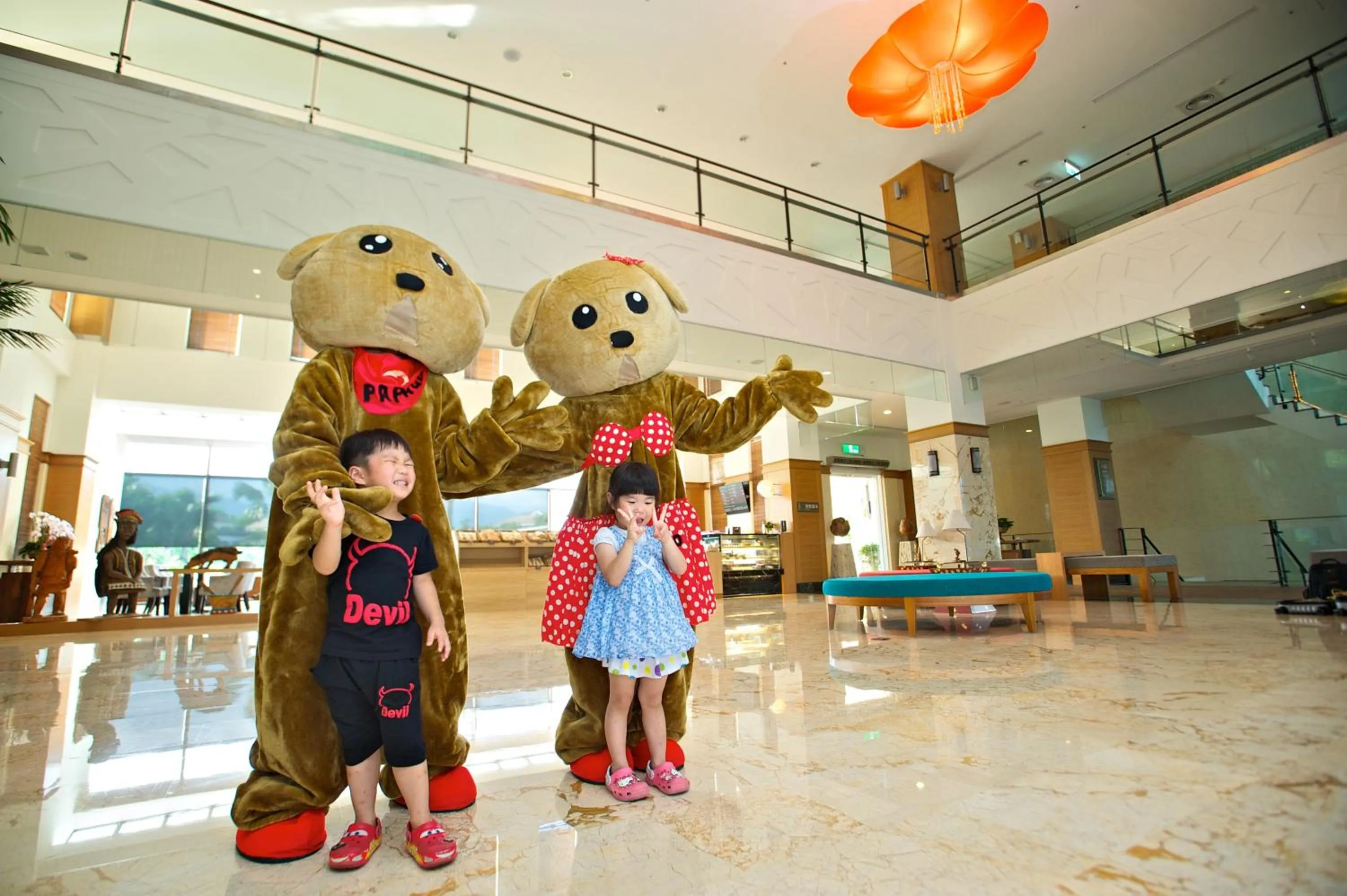 Facade/entrance in Papago International Resort