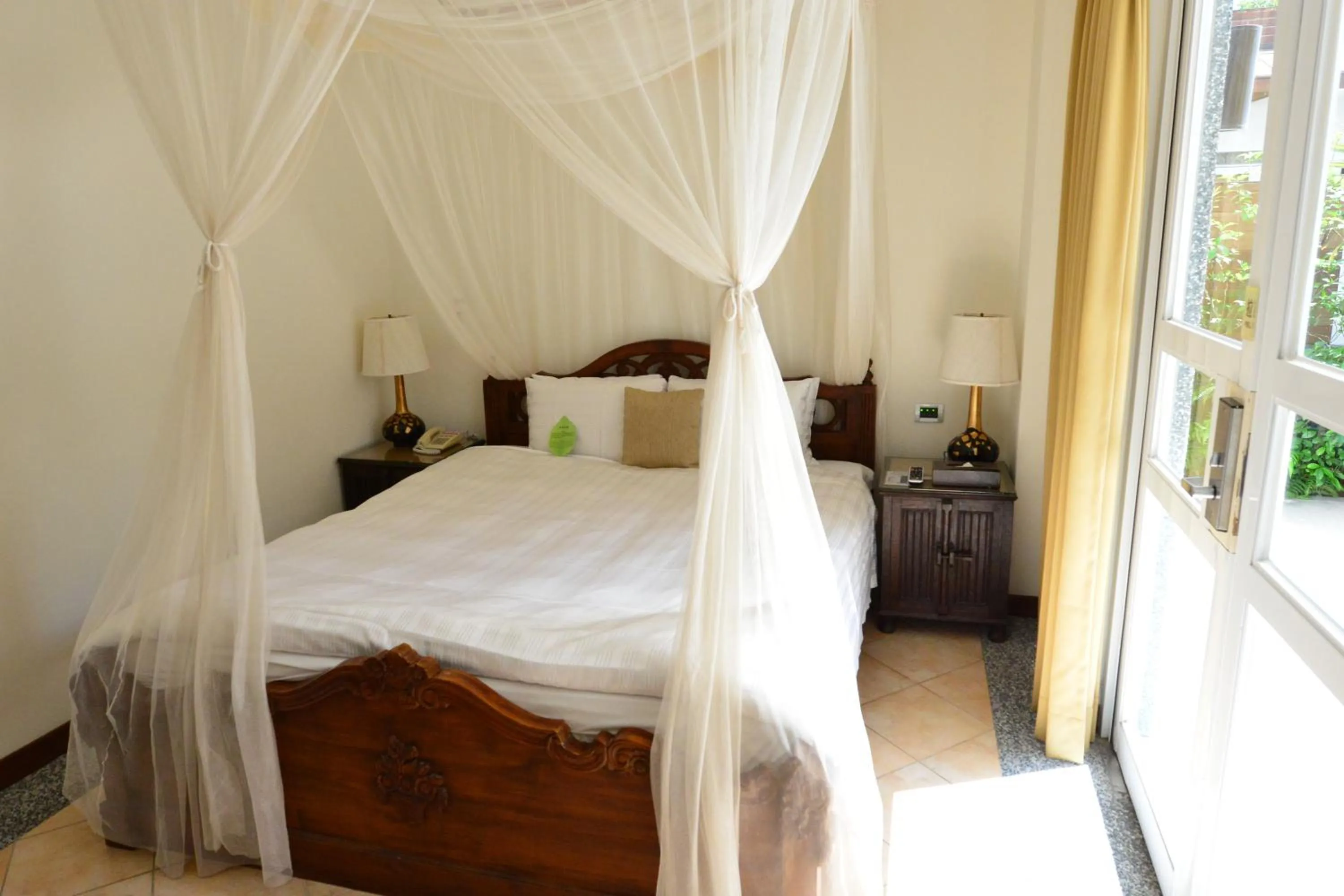 Bedroom, Bed in Papago International Resort