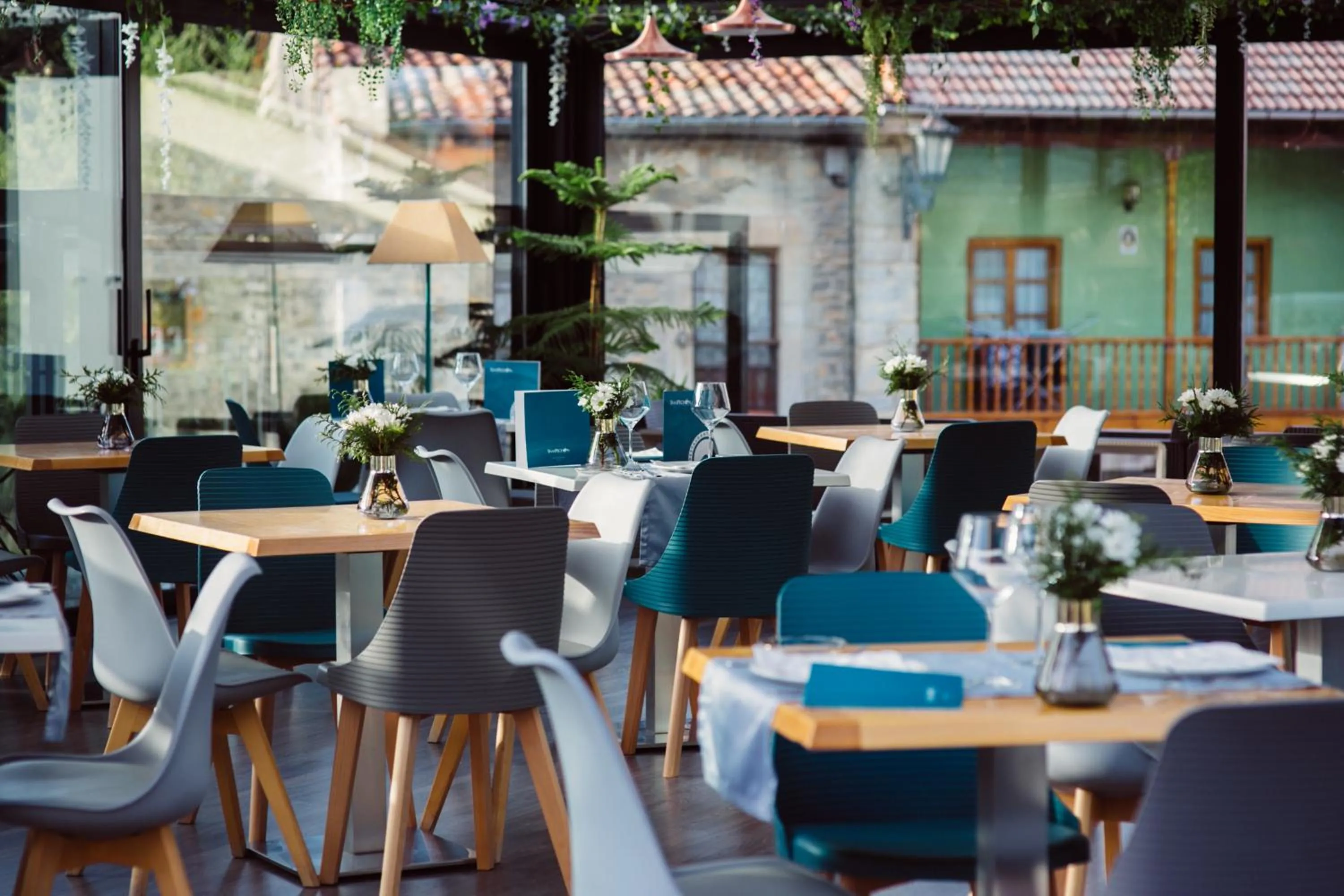 Restaurant/places to eat in Tinas de Pechon