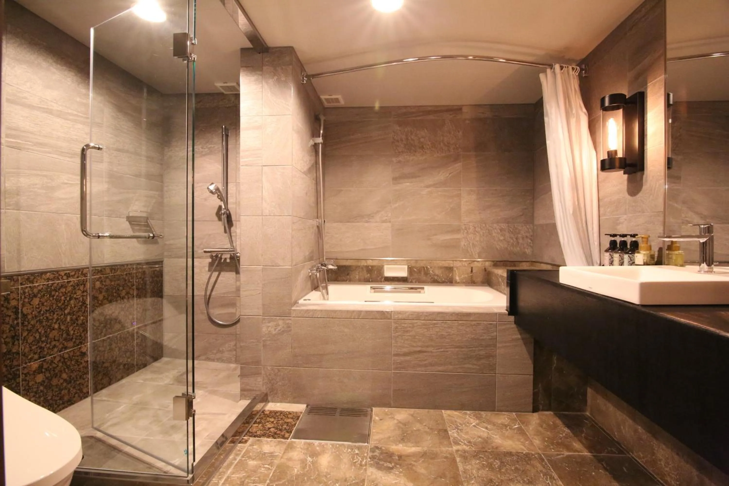 Bathroom in Quintessa Hotel Sapporo