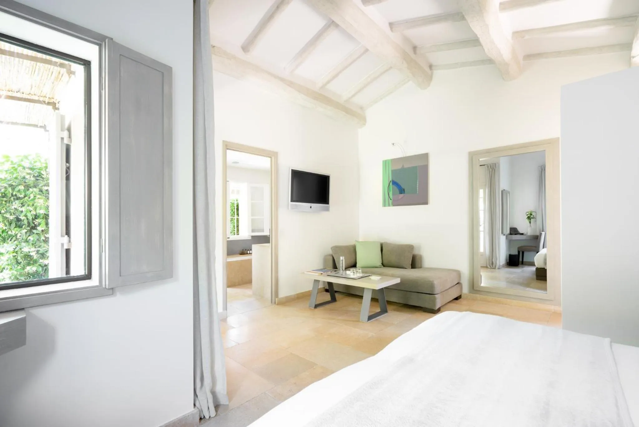 TV and multimedia, Bed in Le Pre de la Mer