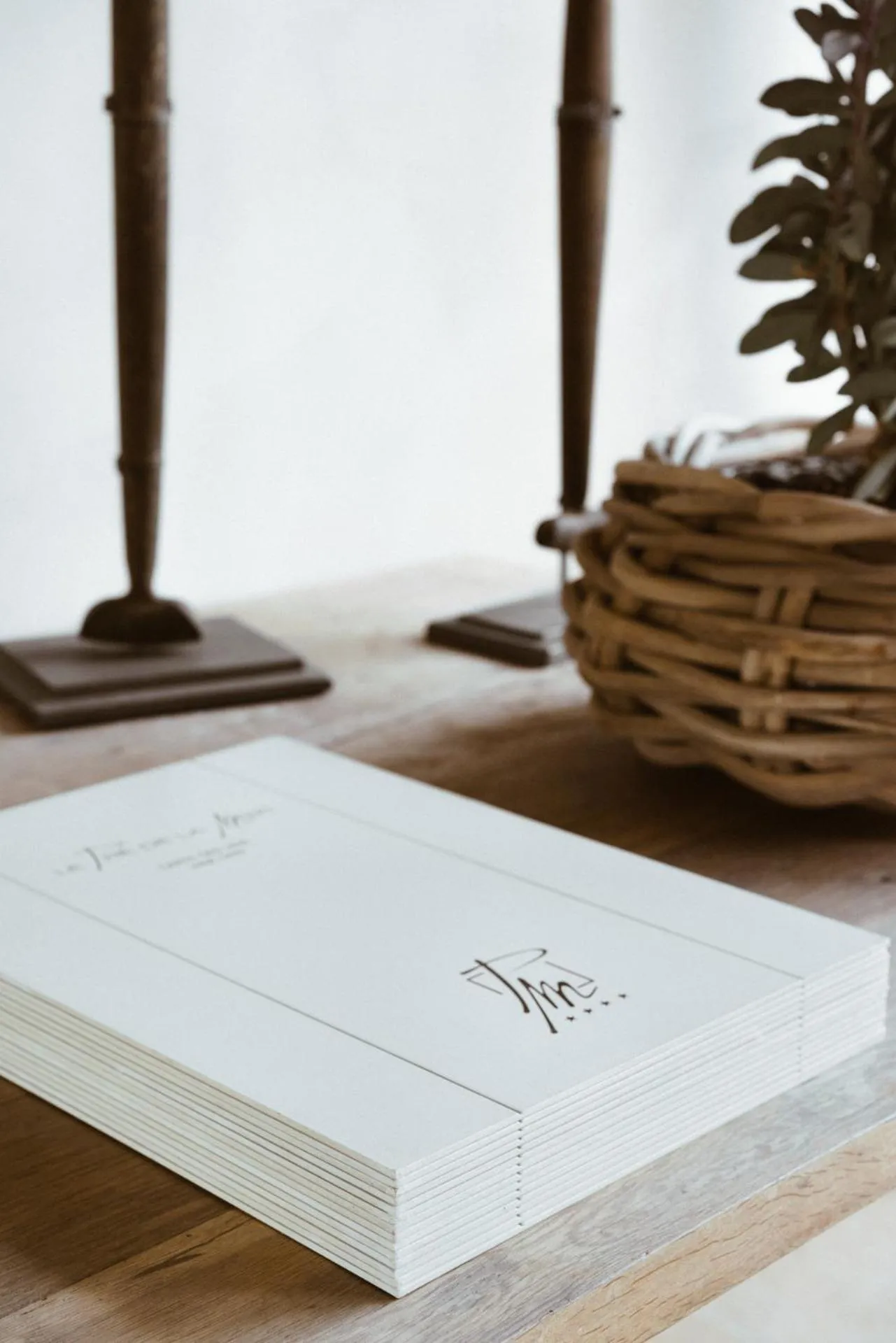 Decorative detail in Le Pre de la Mer