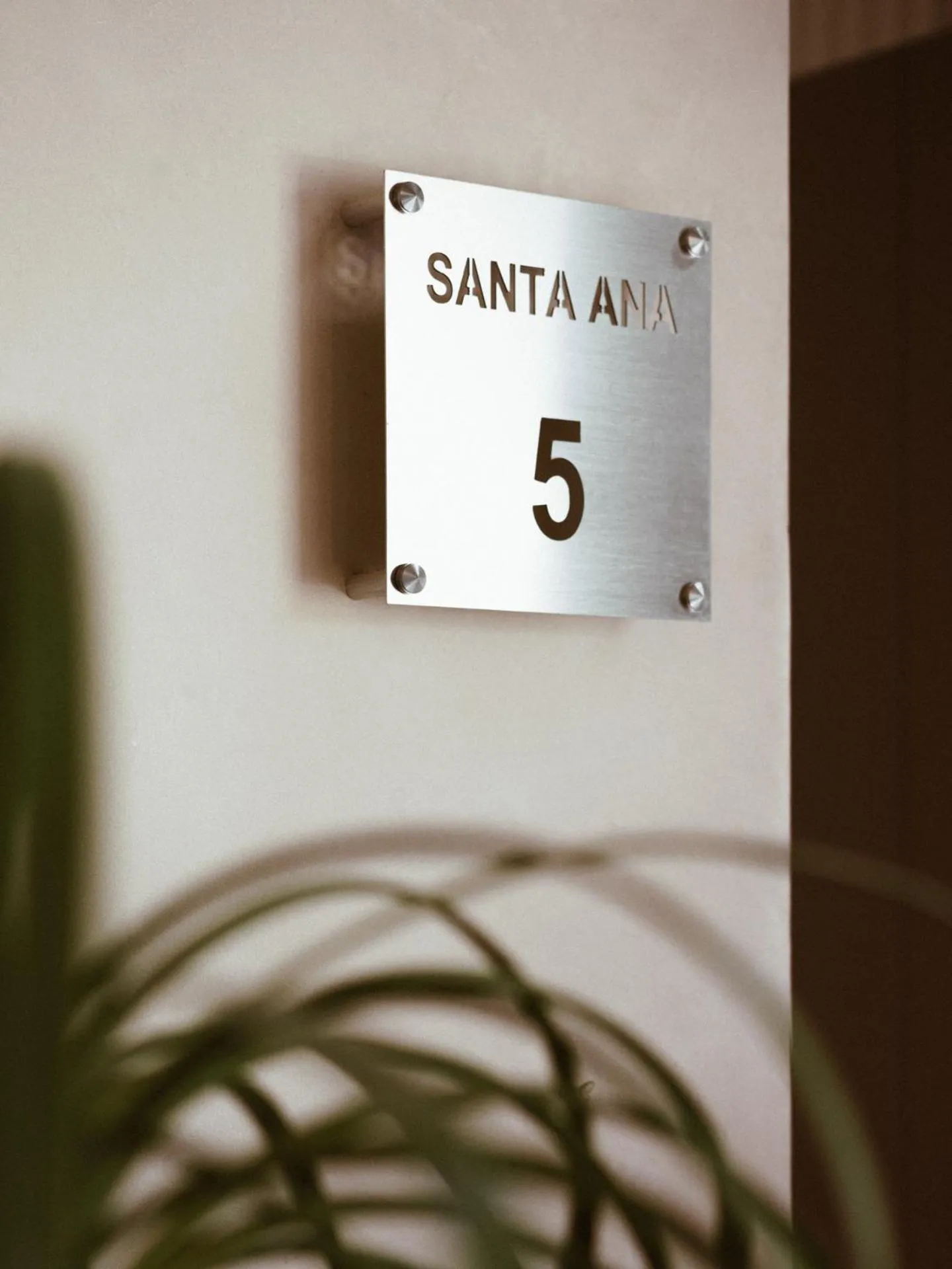 Logo/Certificate/Sign in Le Pre de la Mer