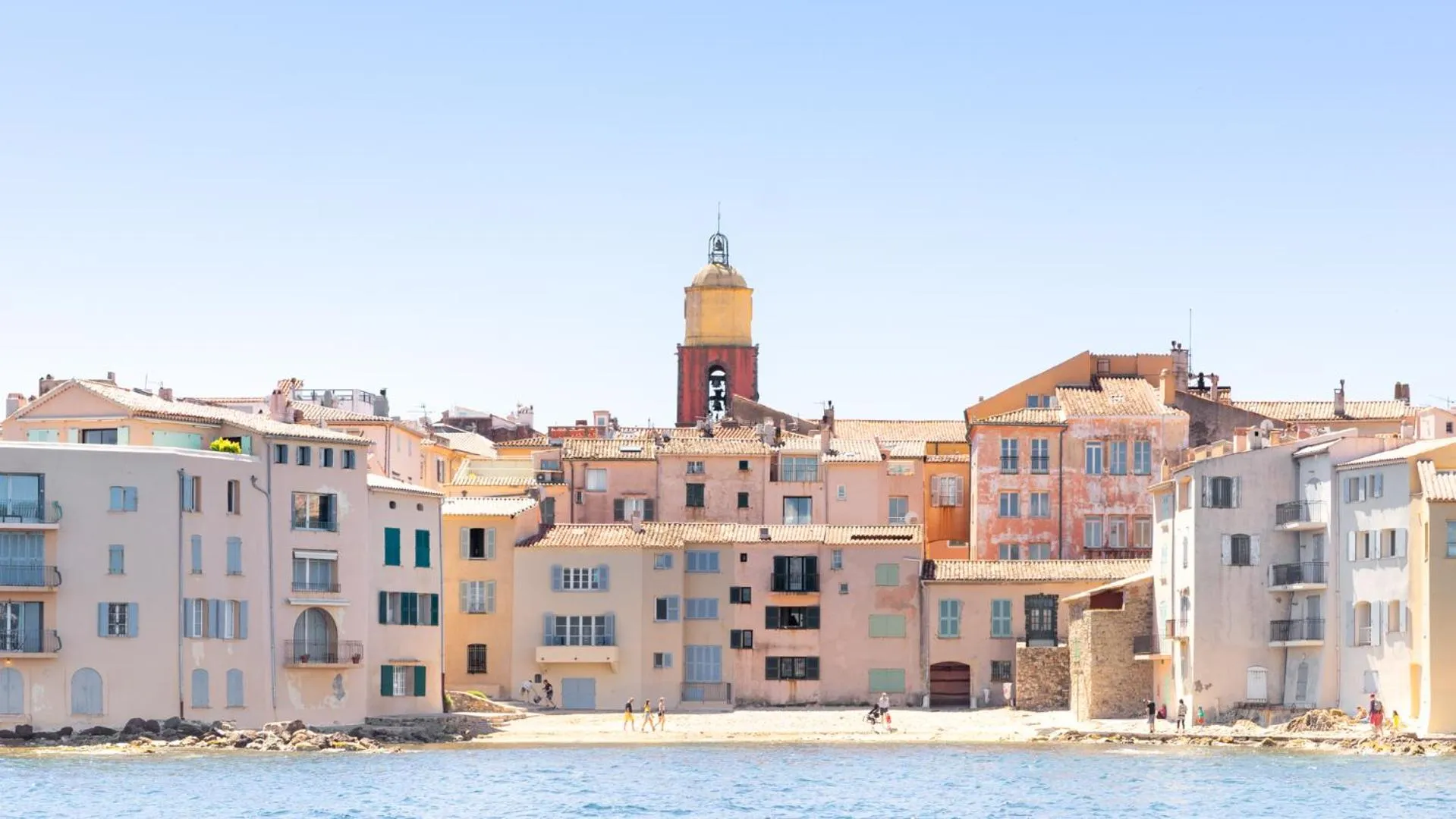 Nearby landmark in Le Pre de la Mer