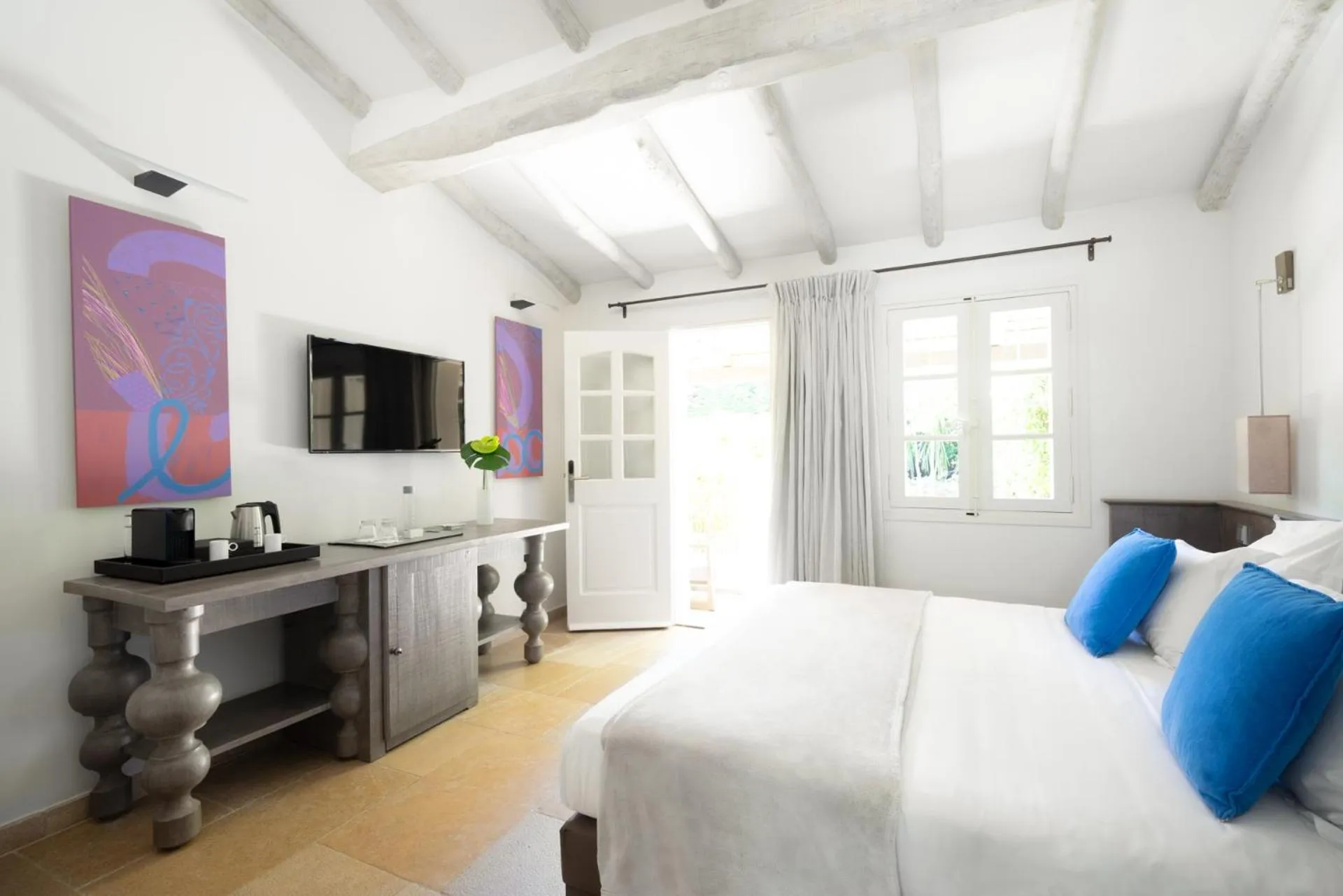 Photo of the whole room, Bed in Le Pre de la Mer