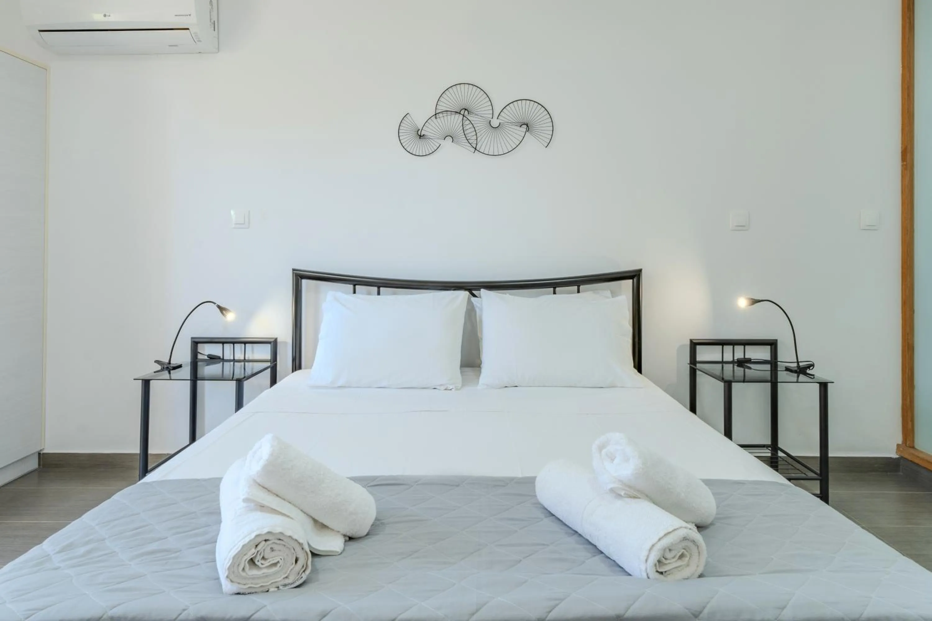 Fexulis Studios & Suites