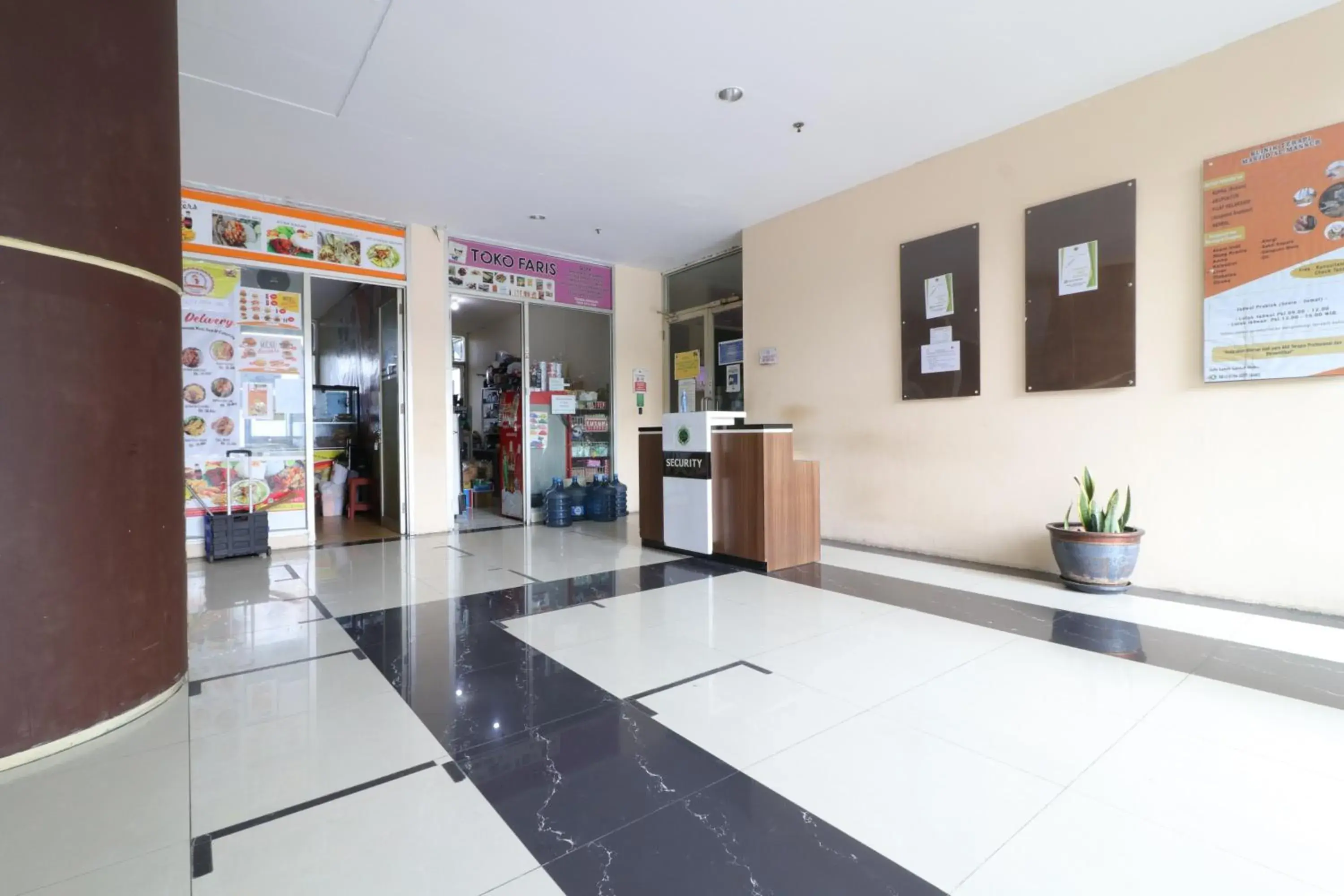 Lobby or reception in The Suite Metro Apartment by King Official Lobby or reception in The Suite Metro Apartment by King Official