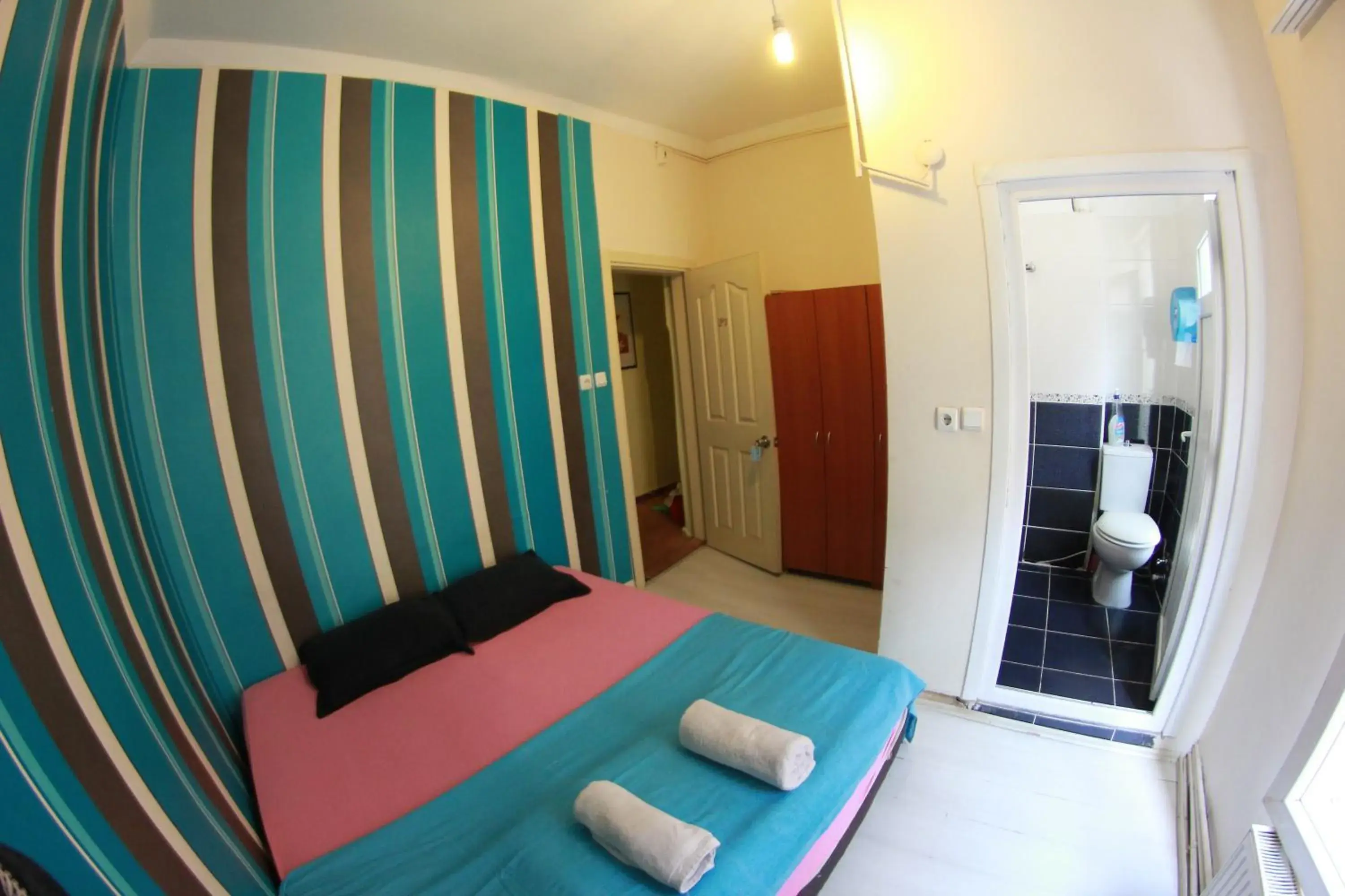 Photo of the whole room, Bed in TAXİM HOSTEL Photo of the whole room, Bed in TAXİM HOSTEL