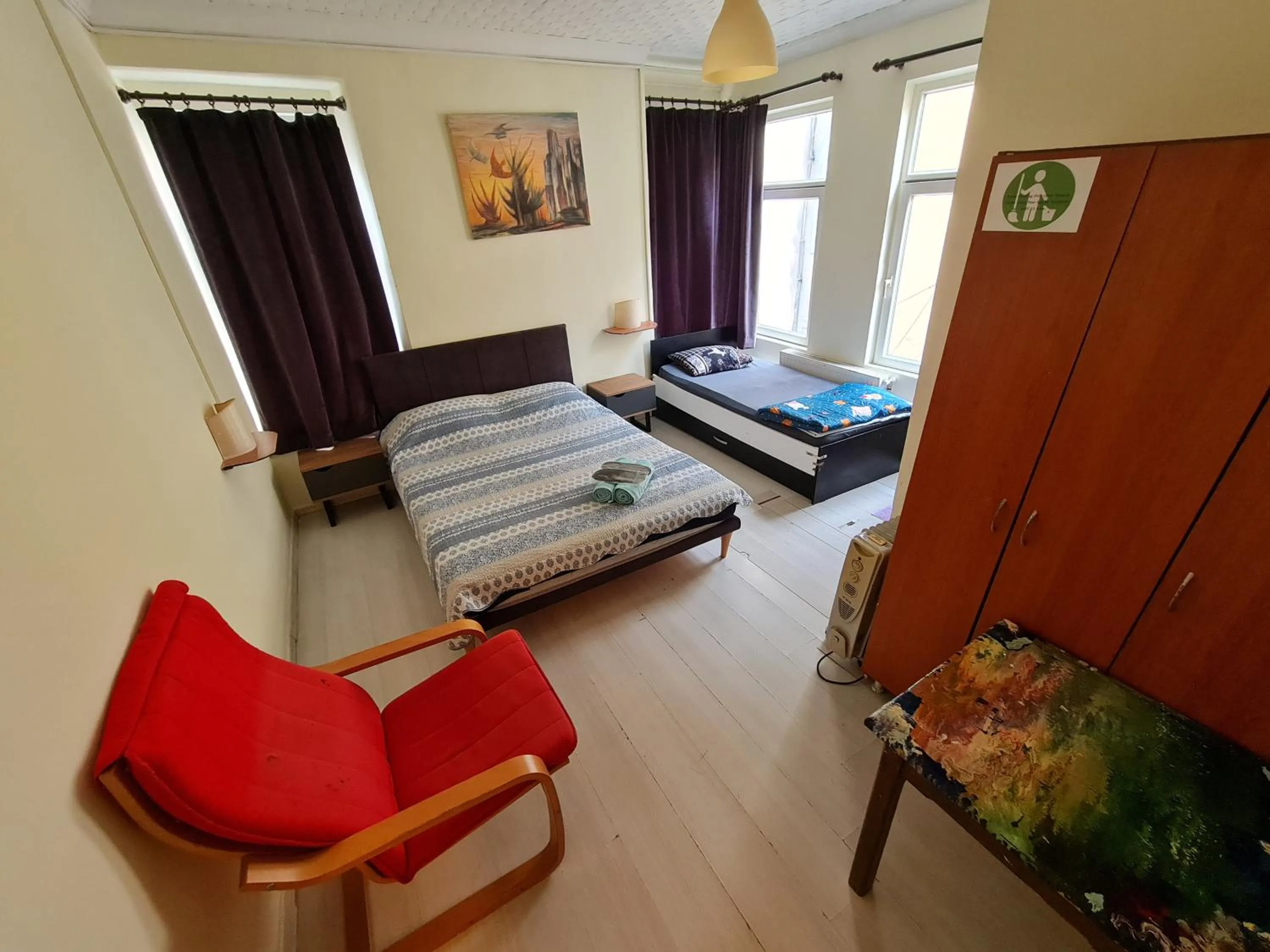 View (from property/room), Bed in TAXİM HOSTEL