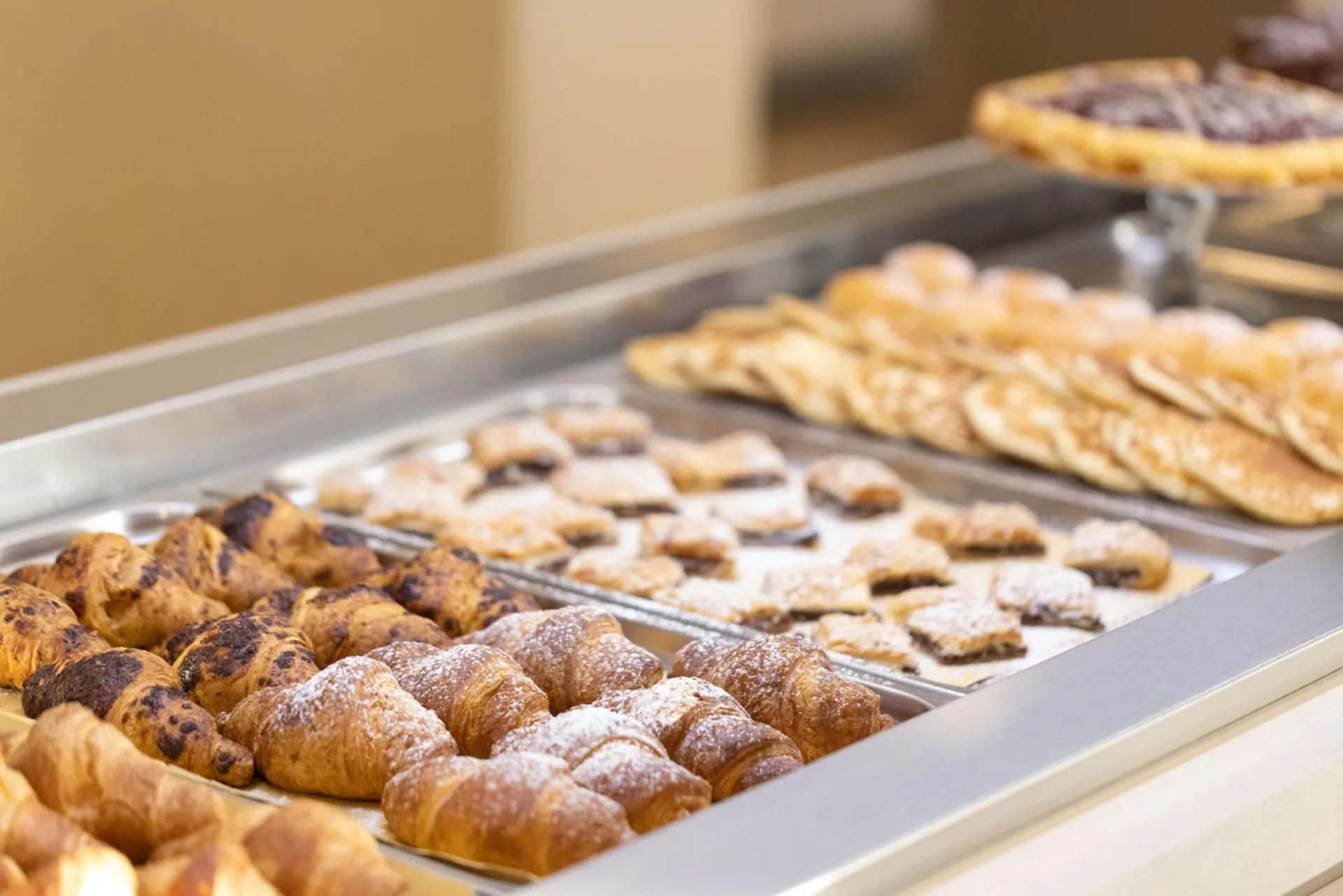 Italian breakfast in Hotel La Residenza