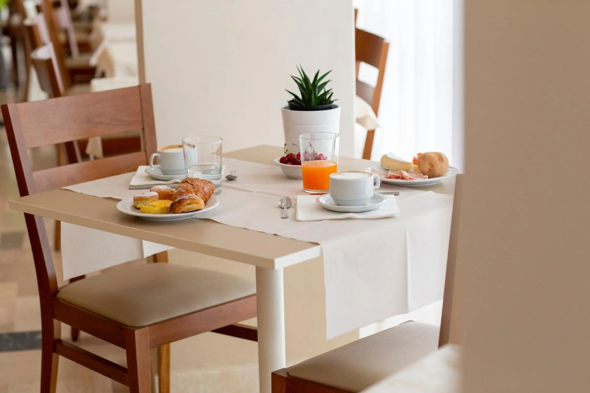 Italian breakfast in Hotel La Residenza