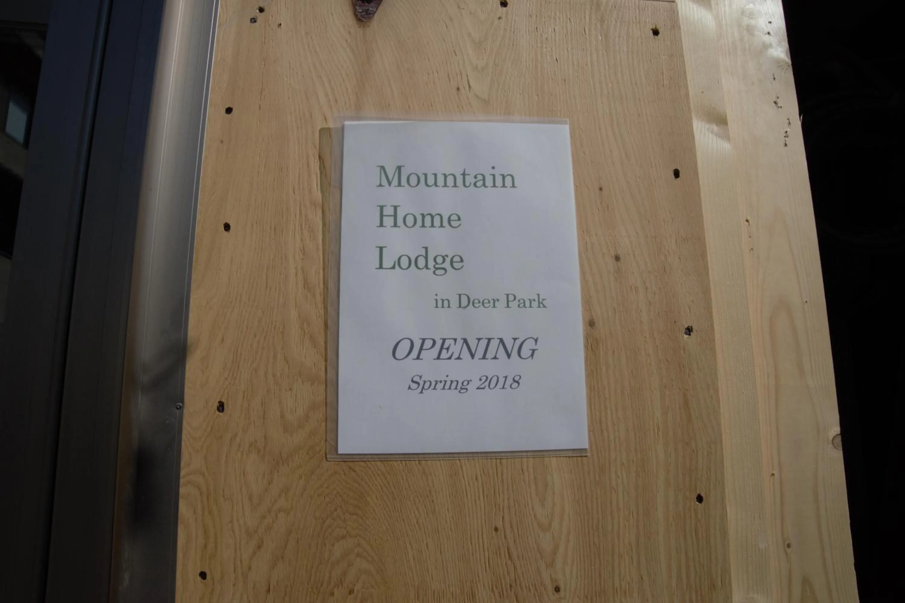 Mountain Home Lodge in Deer Park