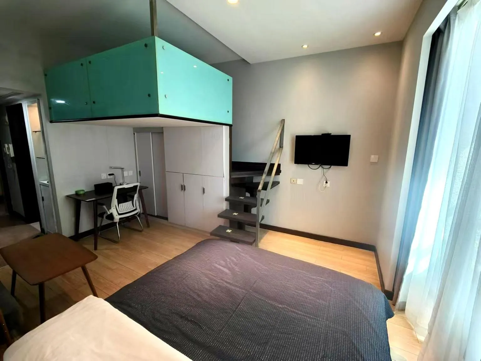 Bed in Xinshikong Apartments- Abest Zhongshan Park No.1