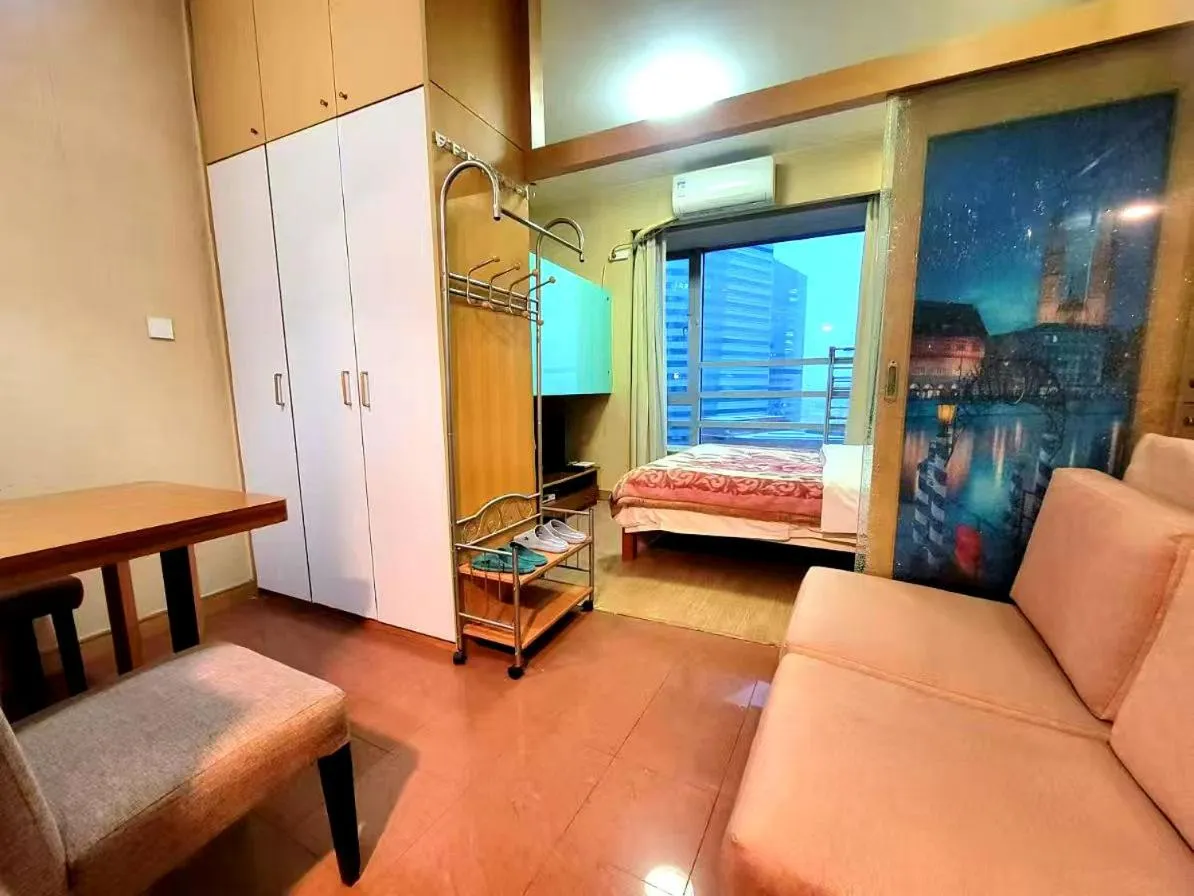 Bed in Xinshikong Apartments- Abest Zhongshan Park No.1