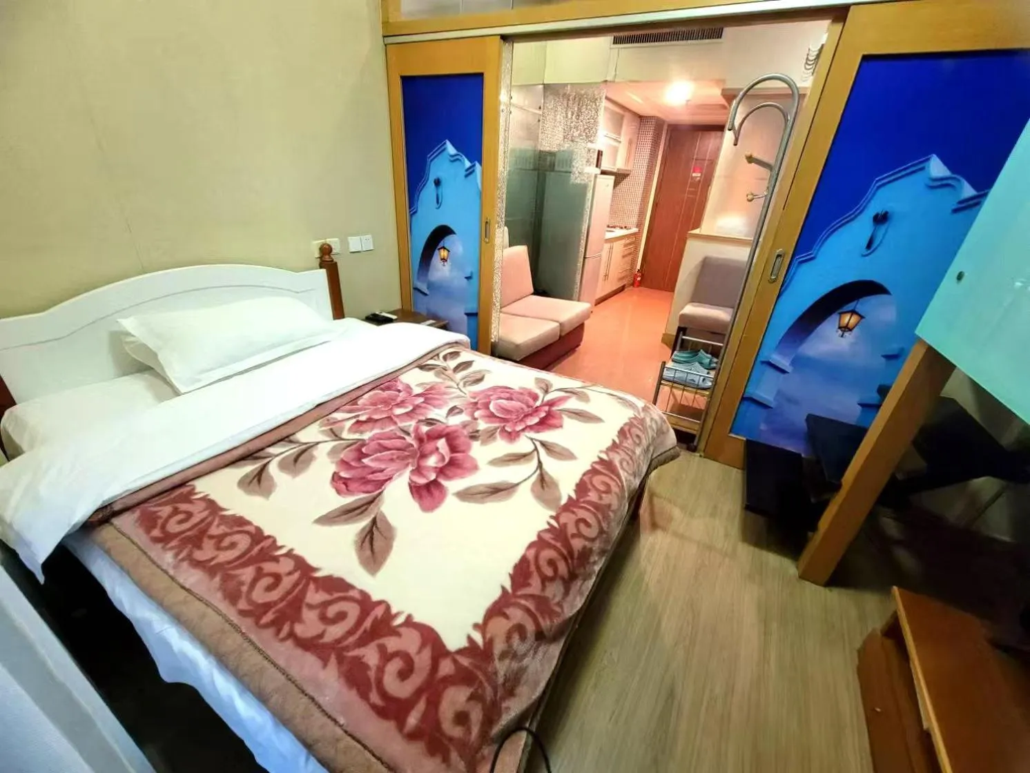 Bed in Xinshikong Apartments- Abest Zhongshan Park No.1