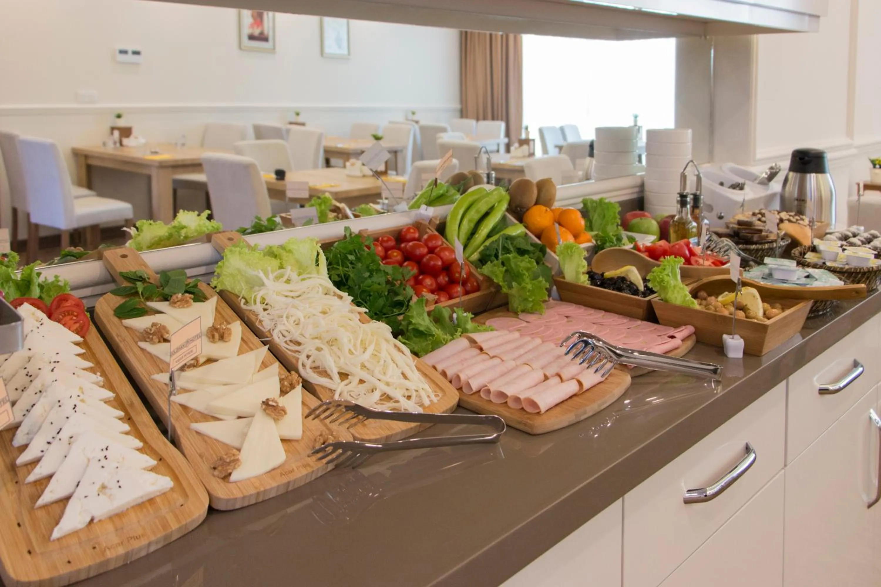 Breakfast in Goldhan Hotel