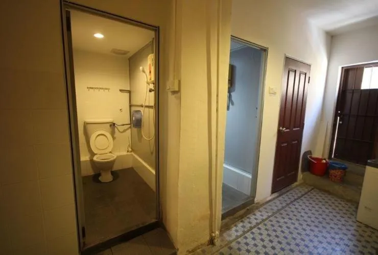 Cocoa Mews Cafe and Homestay