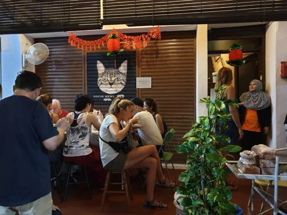 Cocoa Mews Cafe and Homestay