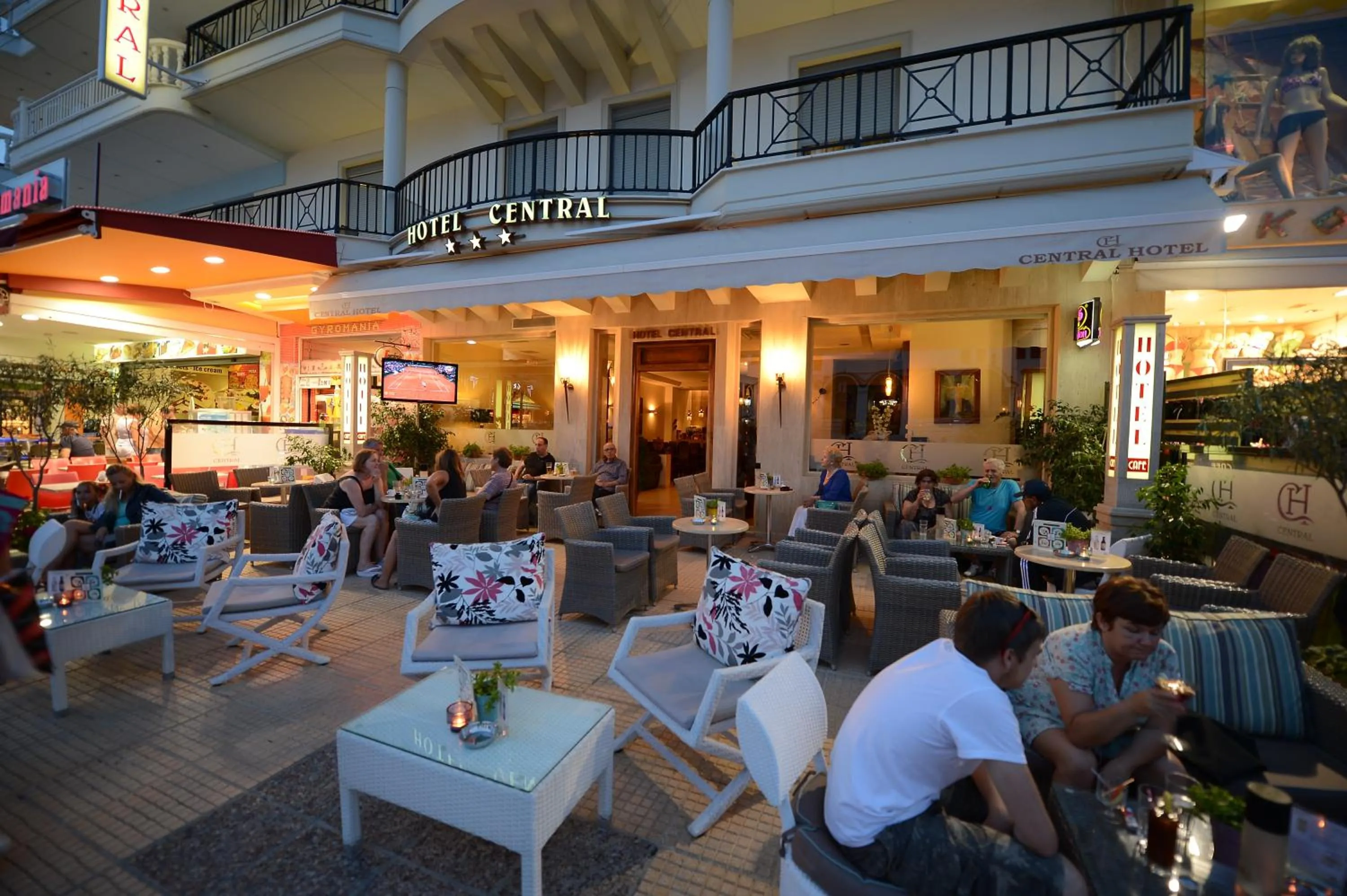 Central Hotel
