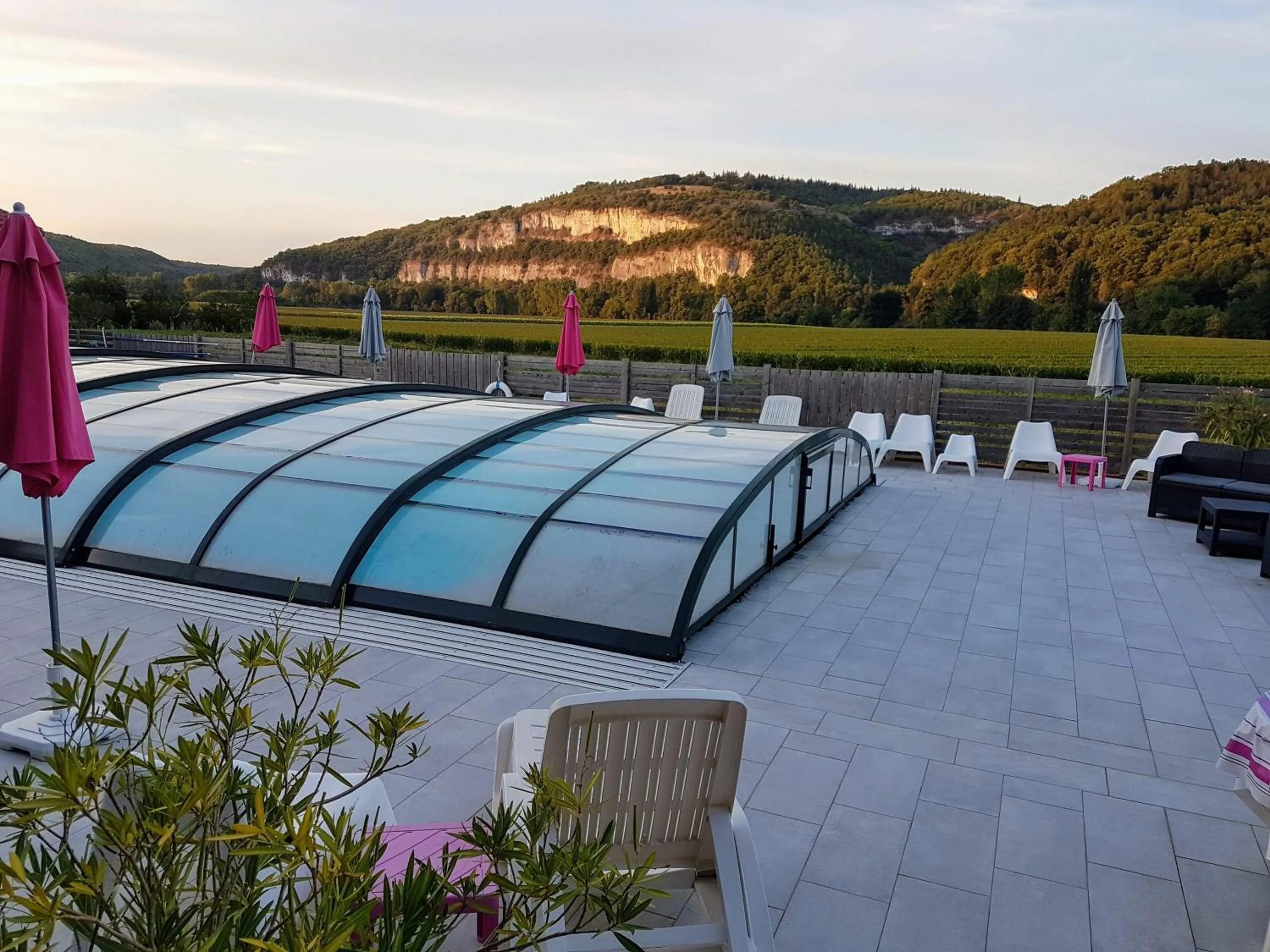 Spring in Hôtel Les Gabarres