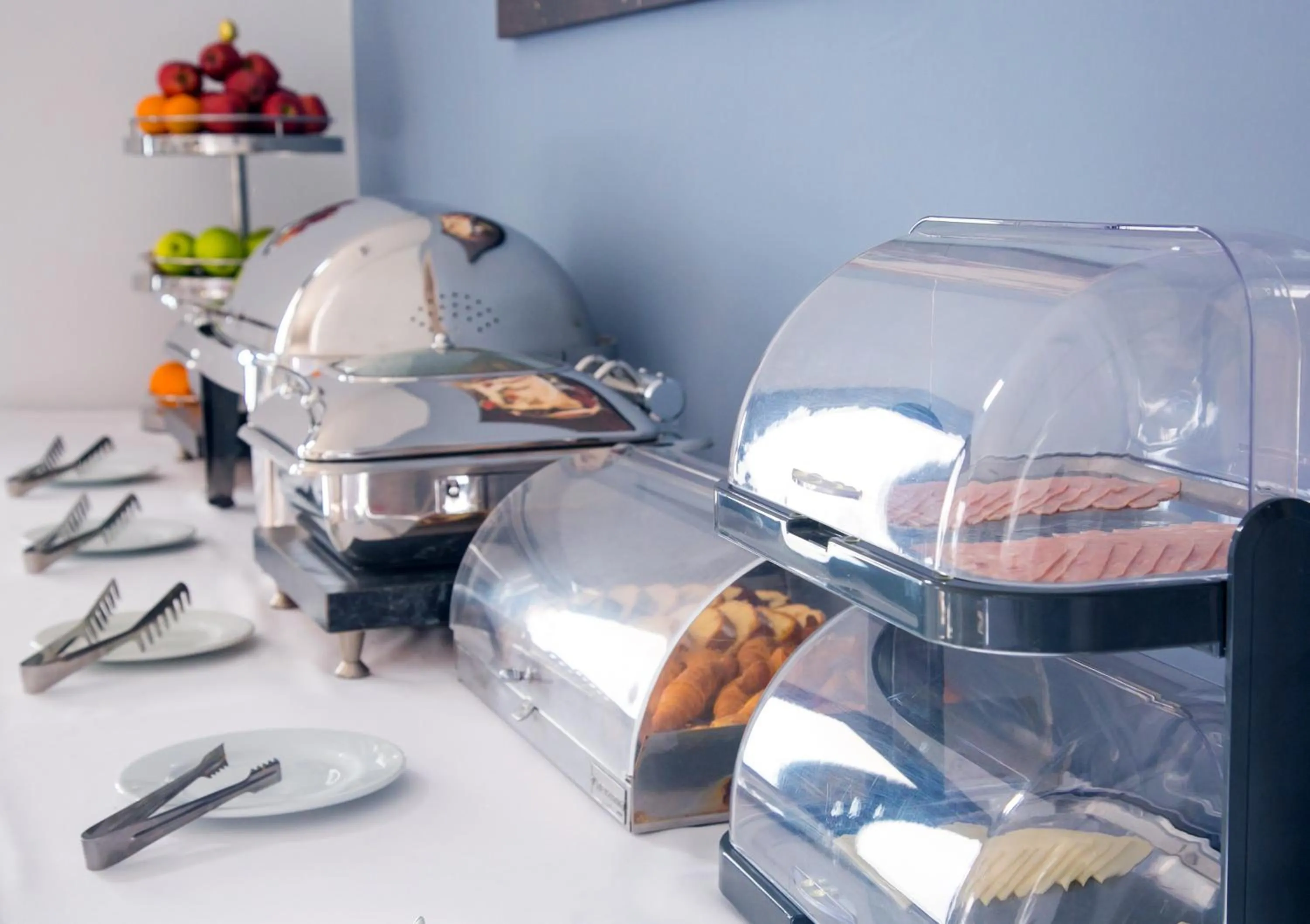 American breakfast in Hotel Sunshine