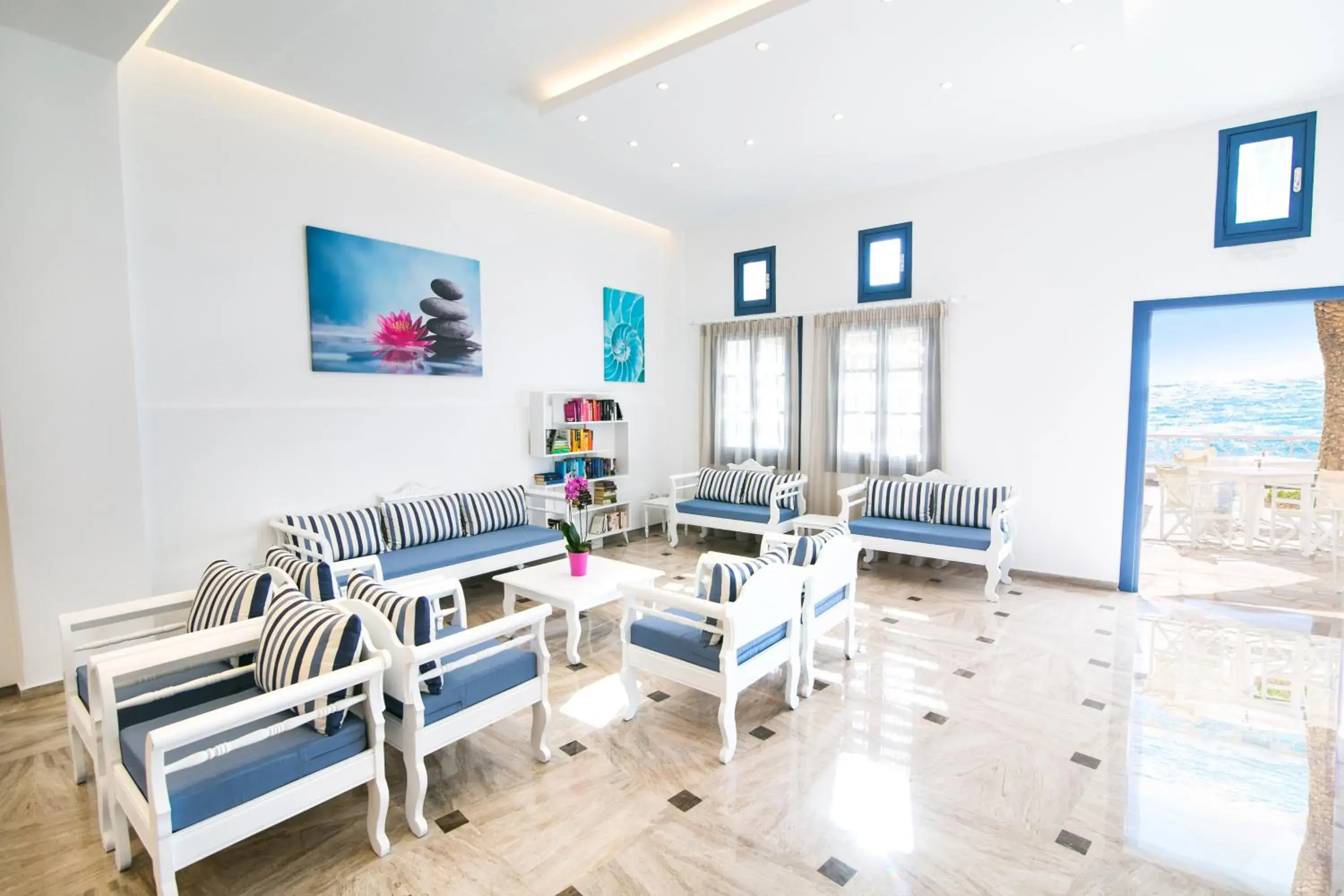 Lobby or reception in Hotel Sunshine Lobby or reception in Hotel Sunshine