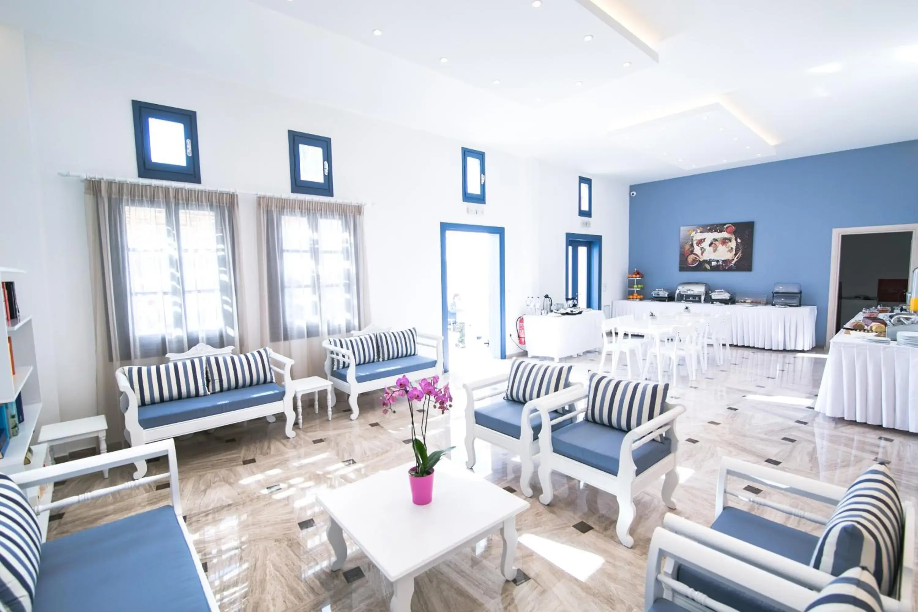 Lobby or reception in Hotel Sunshine Lobby or reception in Hotel Sunshine