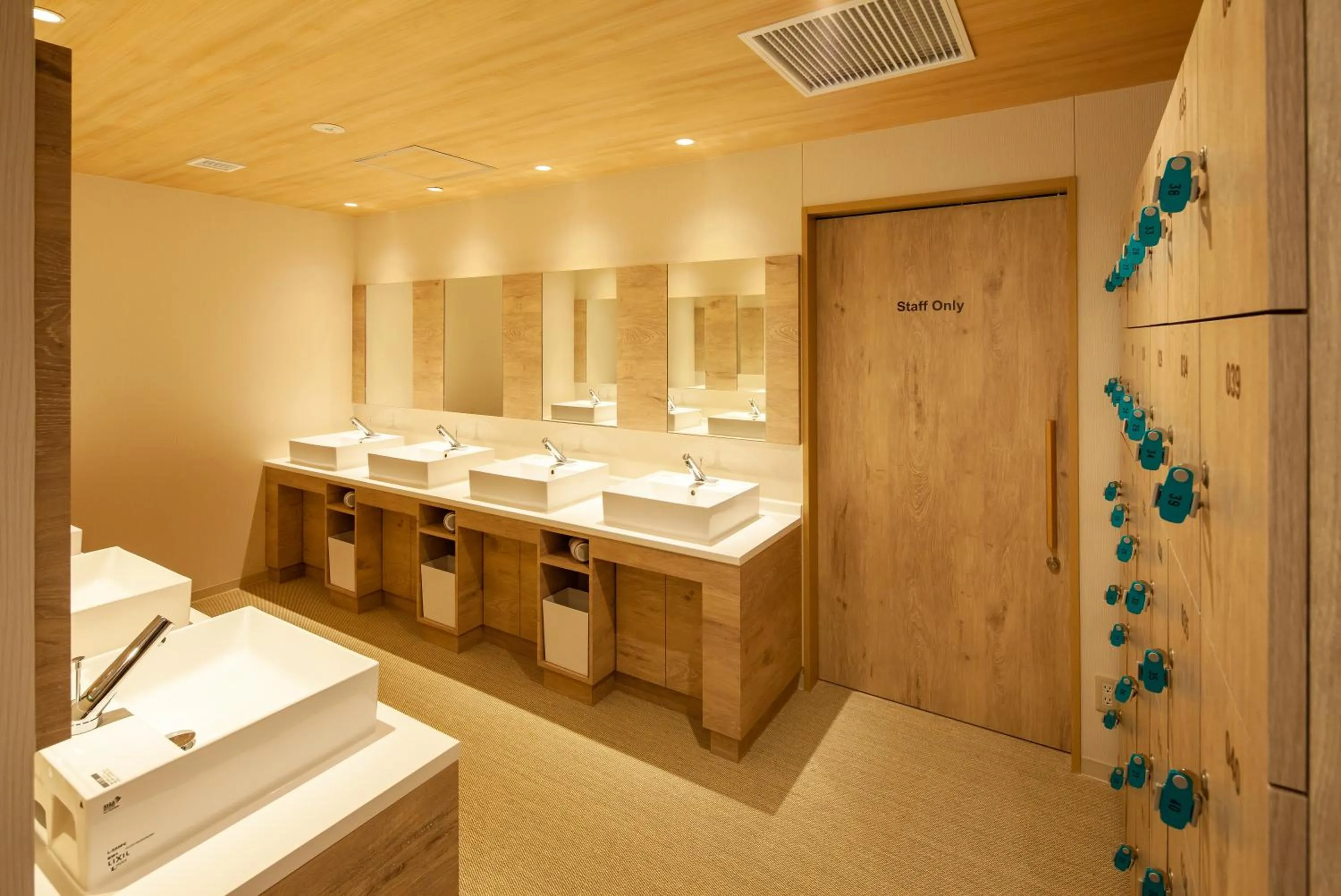 Area and facilities in Y's CABIN&HOTEL Naha Kokusai Street