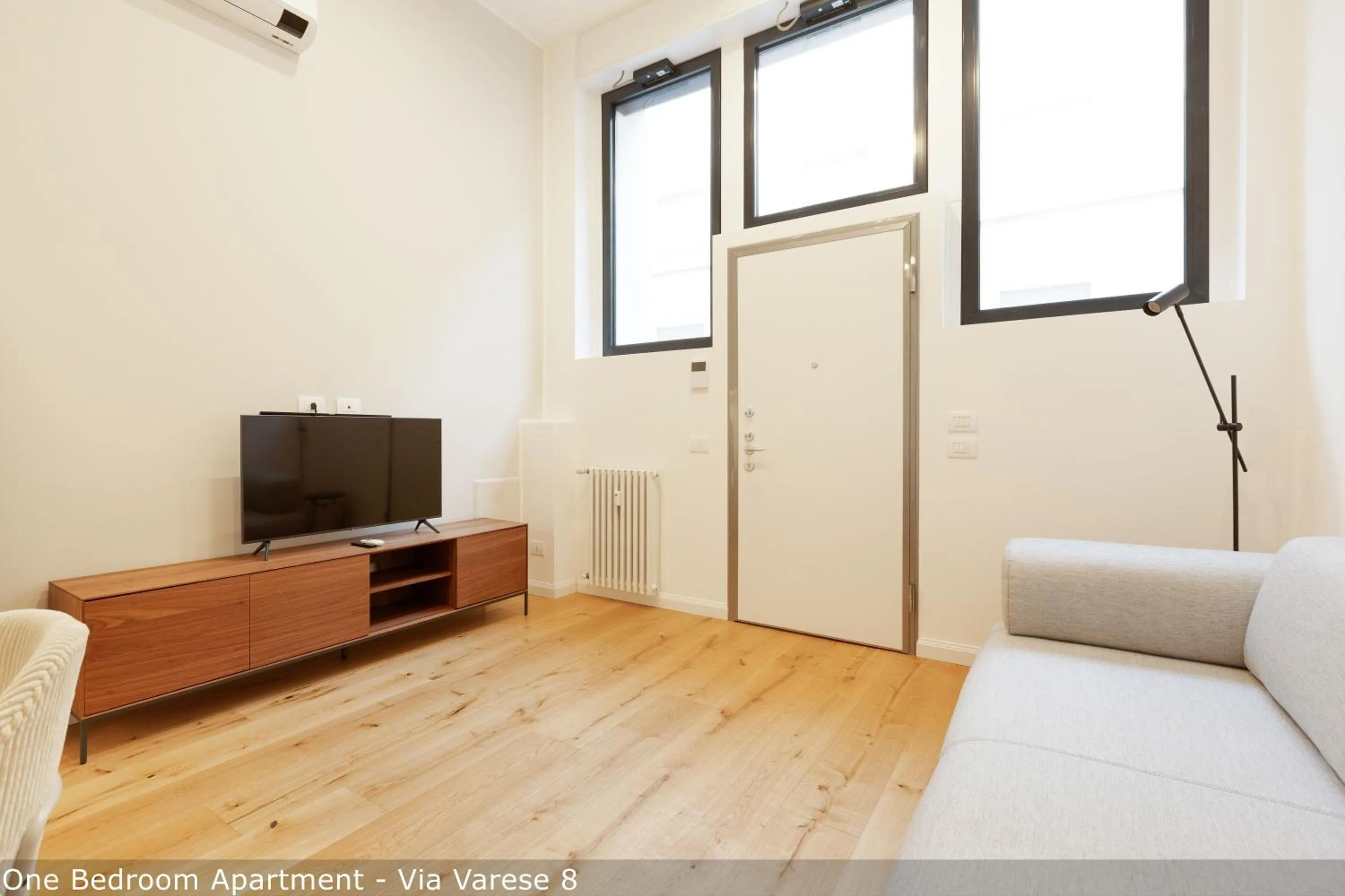 Bed in Brera Apartments in Moscova